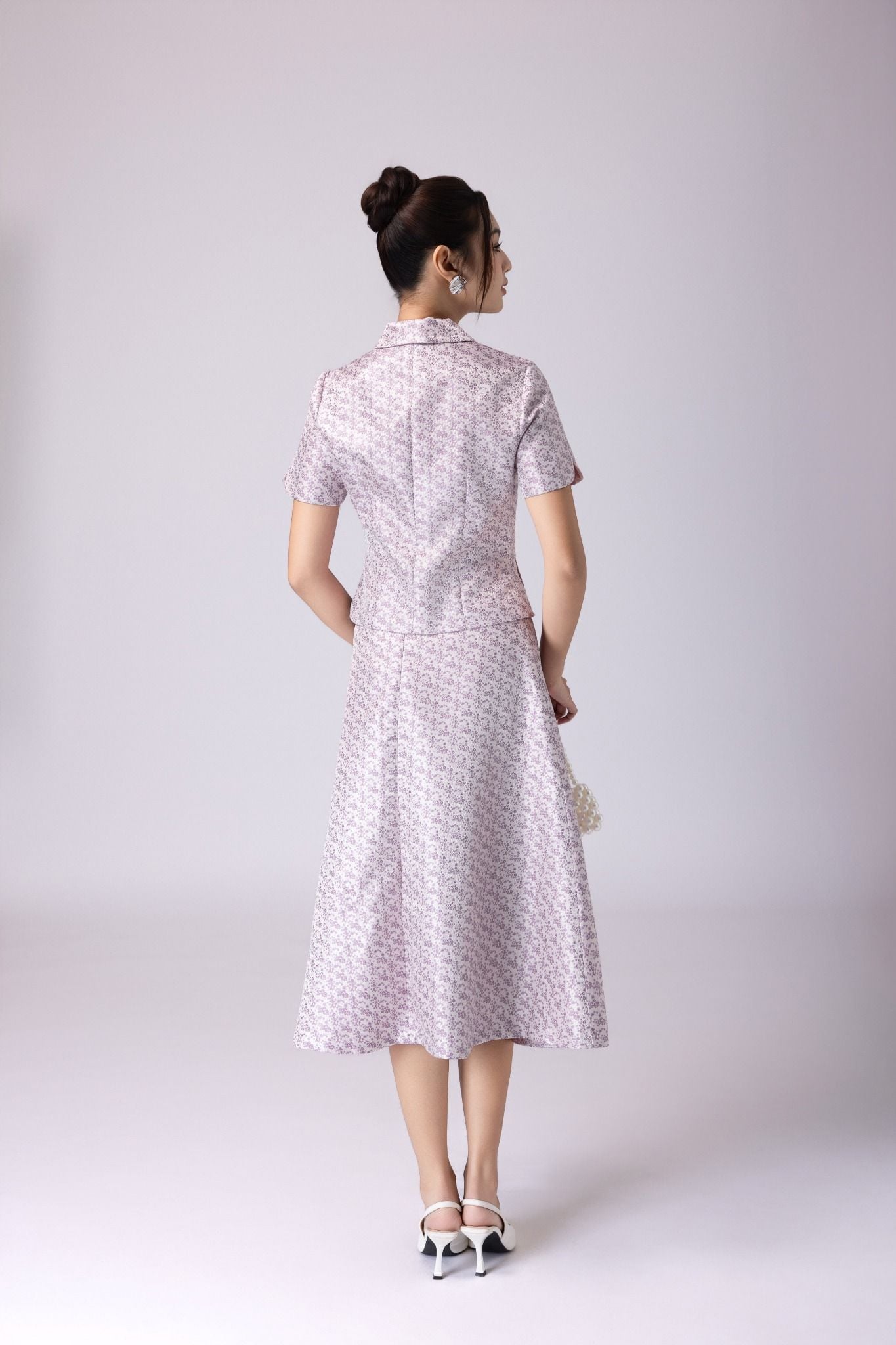 CHÂN VÁY MIDI HOẠ TIẾT Z06852