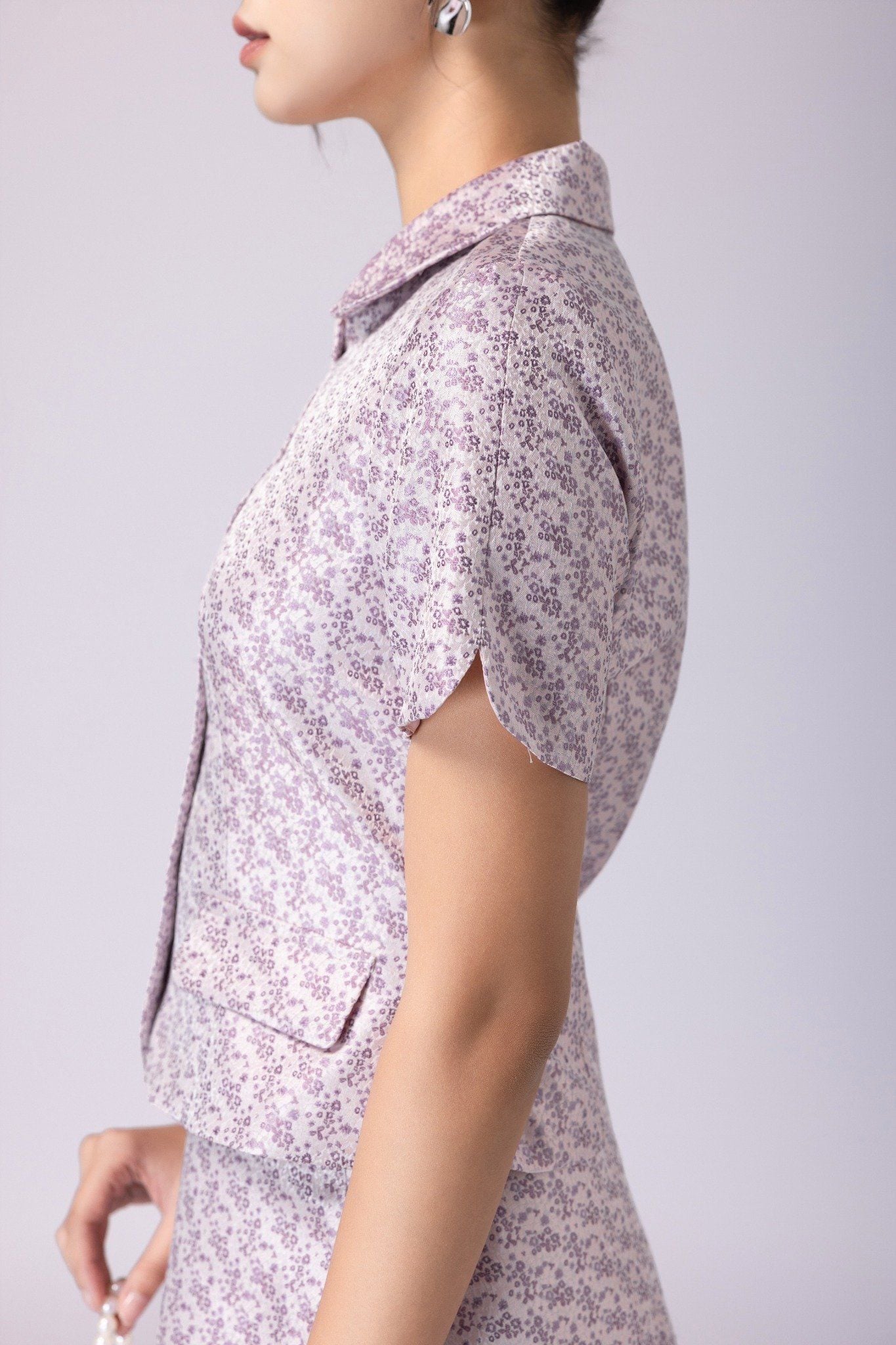 ÁO GẤM HOA NHÍ SM06842