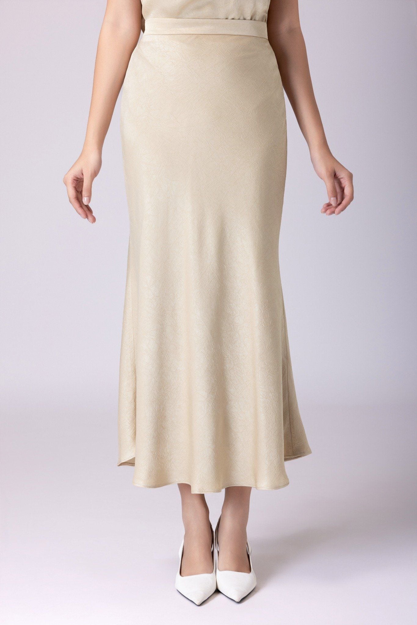 CHÂN VÁY LỤA ĐUÔI CÁ Z07132