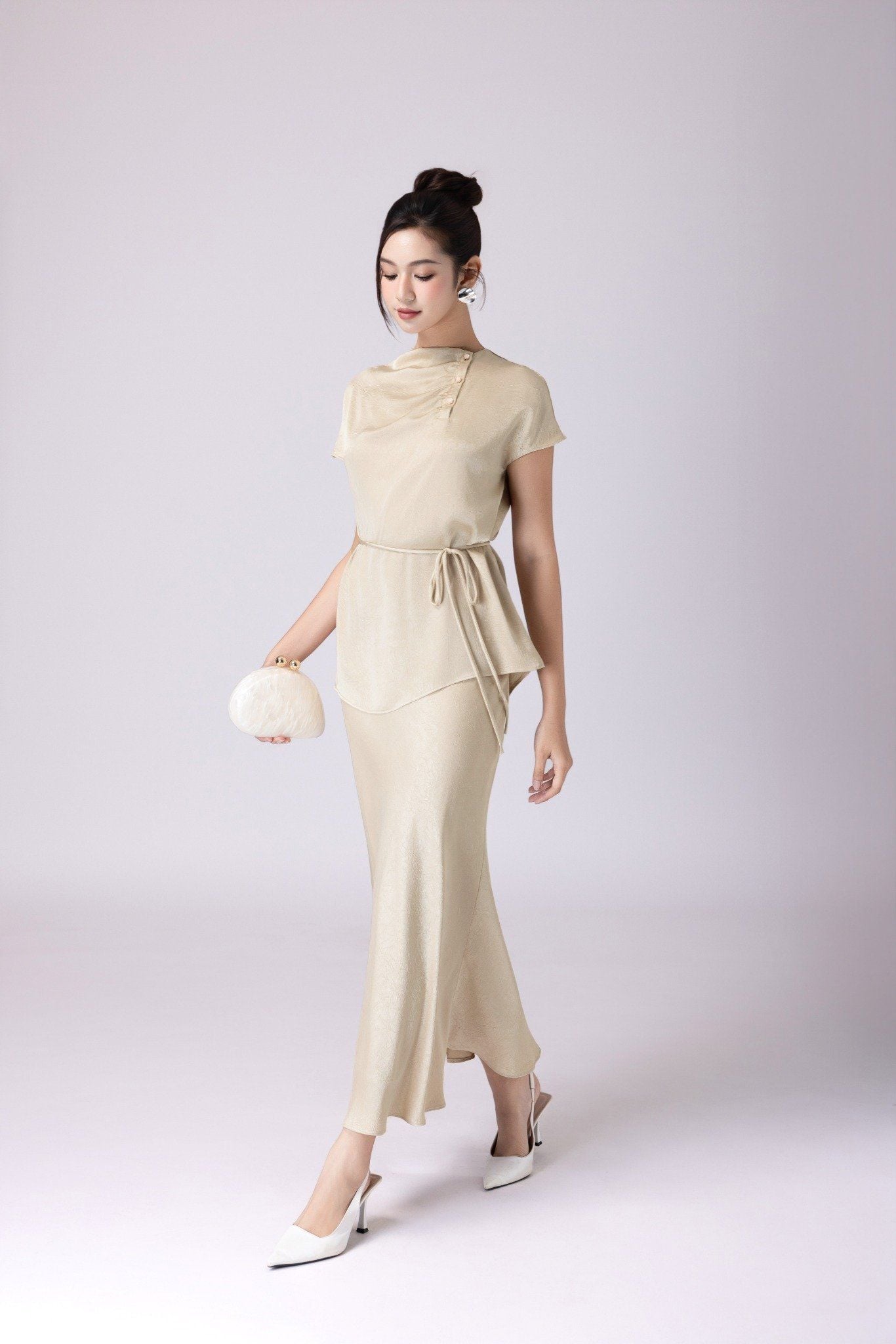 CHÂN VÁY LỤA ĐUÔI CÁ Z07132