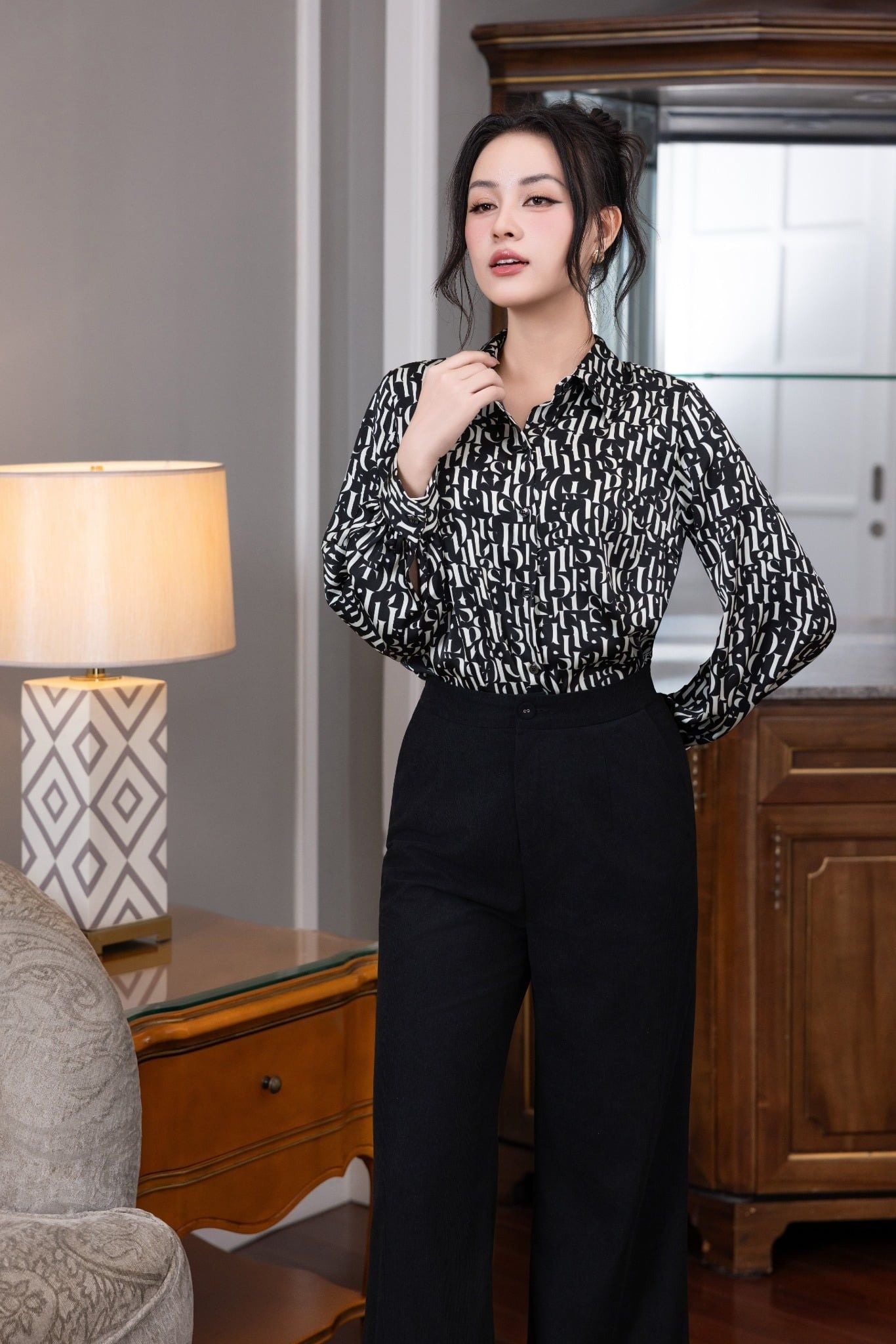 SƠ MI IN CHỮ SM08102