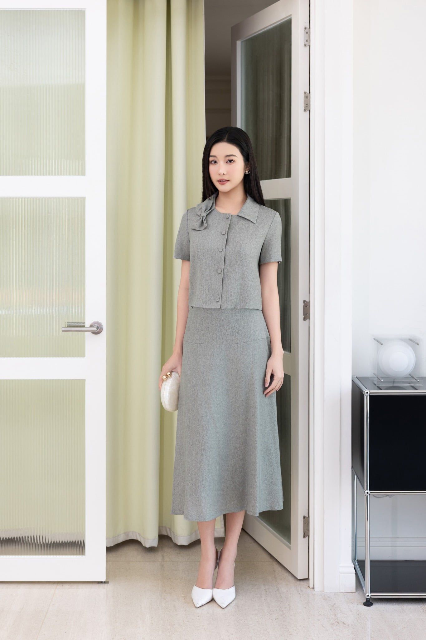 CHÂN VÁY MIDI Z08202