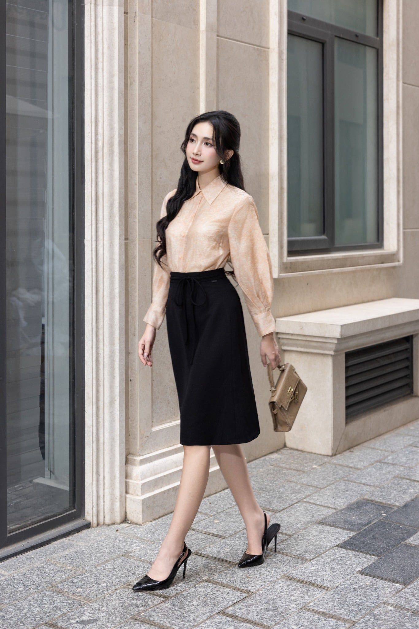 CHÂN VÁY MIDI ĐEN Z06952