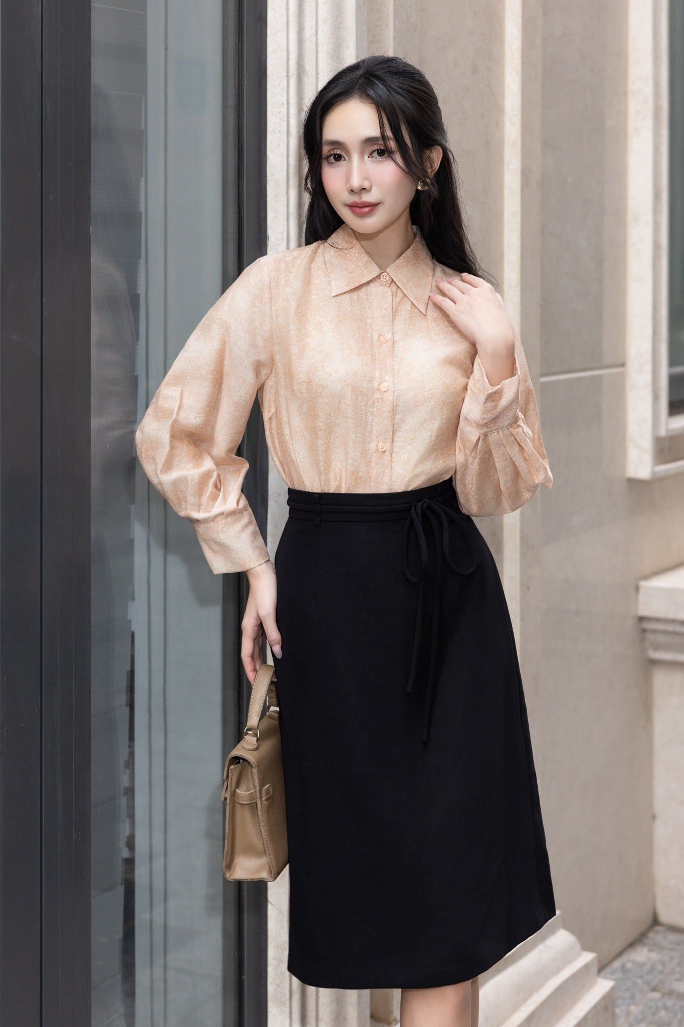 CHÂN VÁY MIDI ĐEN Z06952