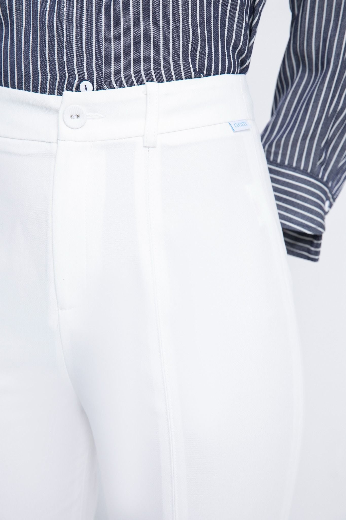 QUẦN ỐNG LOE XẺ GẤU Q16872