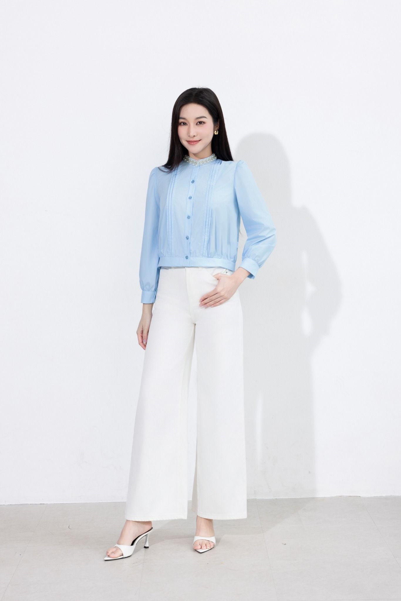 SƠ MI CỔ ĐÍNH NGỌC SM62242