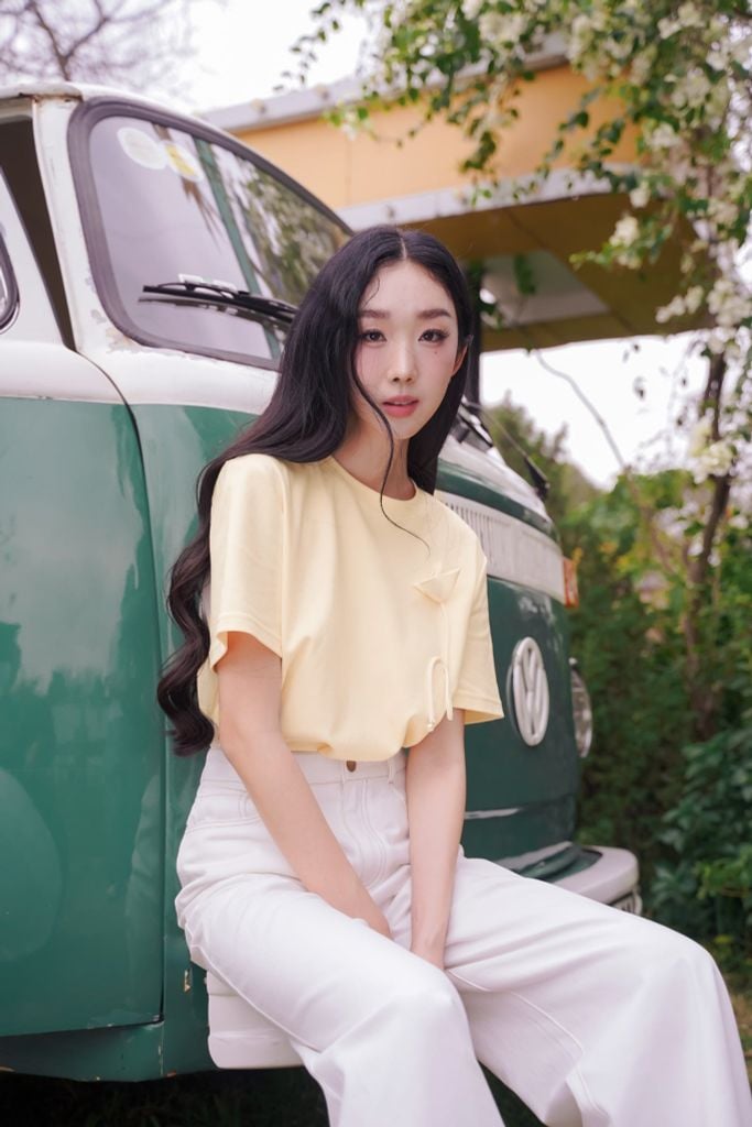  ÁO PHÔNG VÀNG ĐÍNH HOA NỔI TS60192 