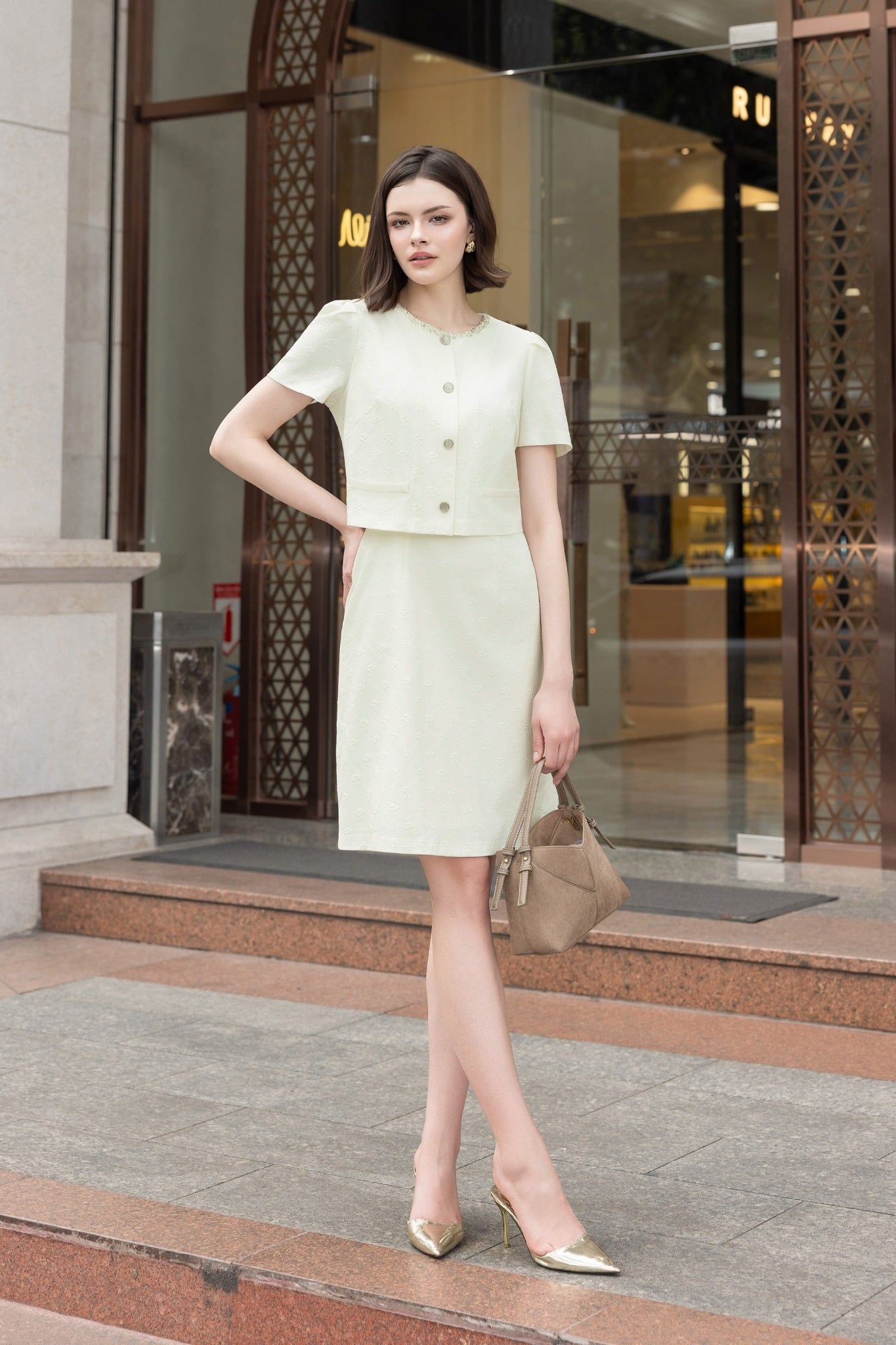 ĐẦM TRẮNG ĐÍNH CƯỜM D09992