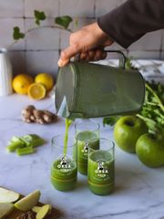 ̀ ̆́  – Bí mật từ juice màu xanh NE 11