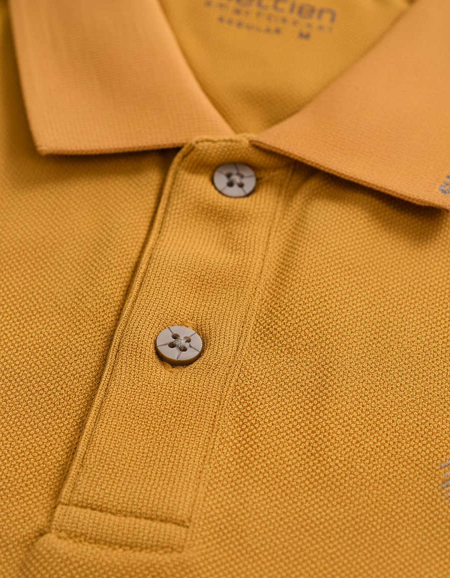  Áo thun có cổ Việt Tiến (vàng) 