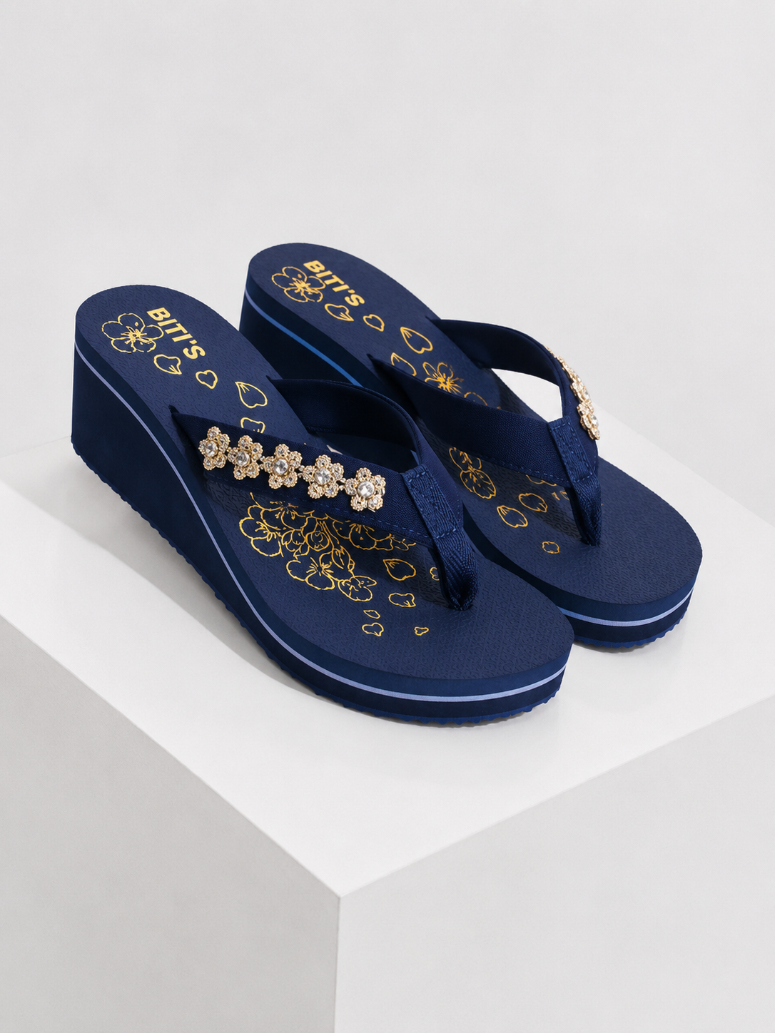  Dép quai kẹp Biti's nữ (35-40) 