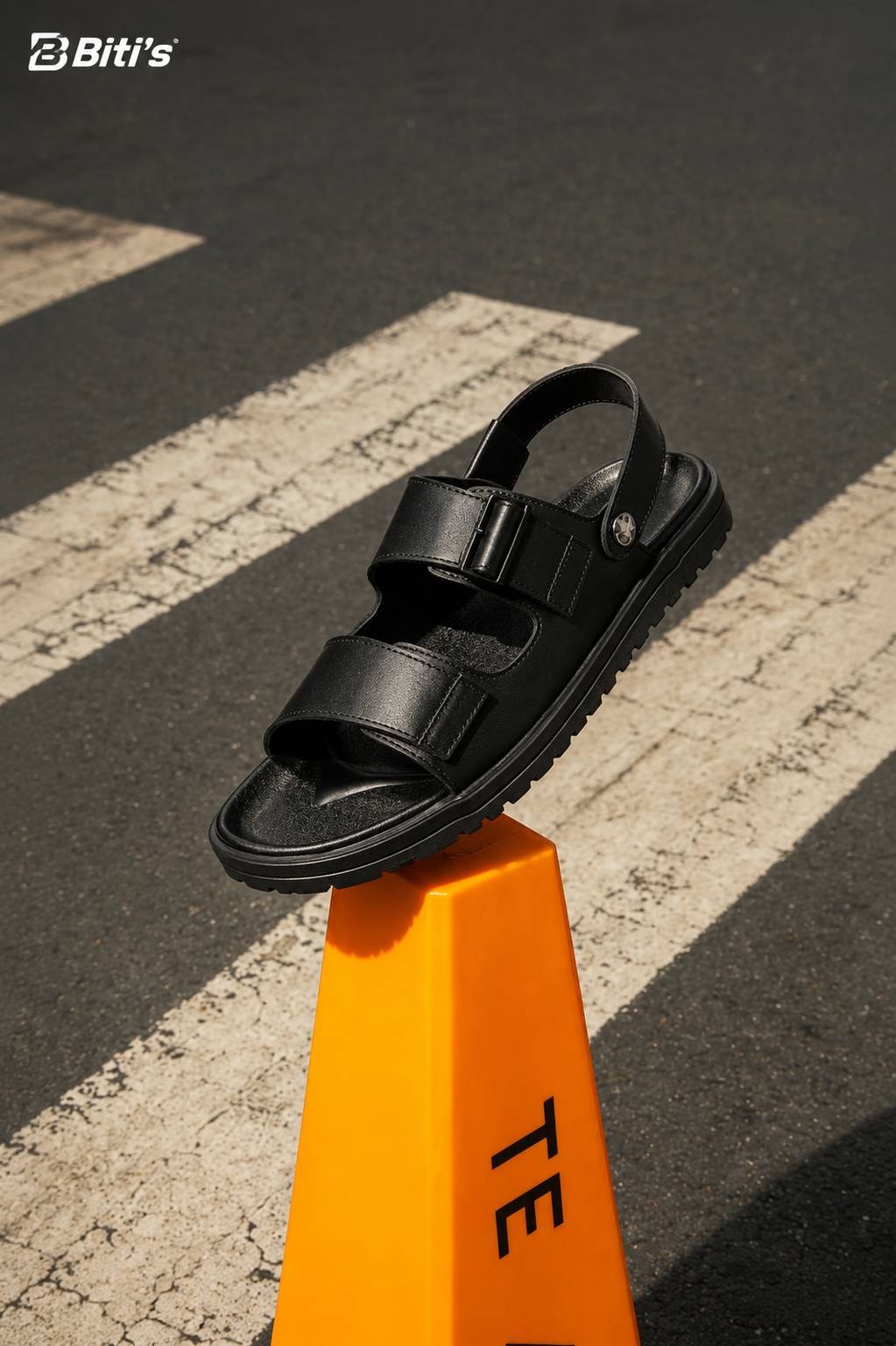  Sandal Biti's nam (39-44) 