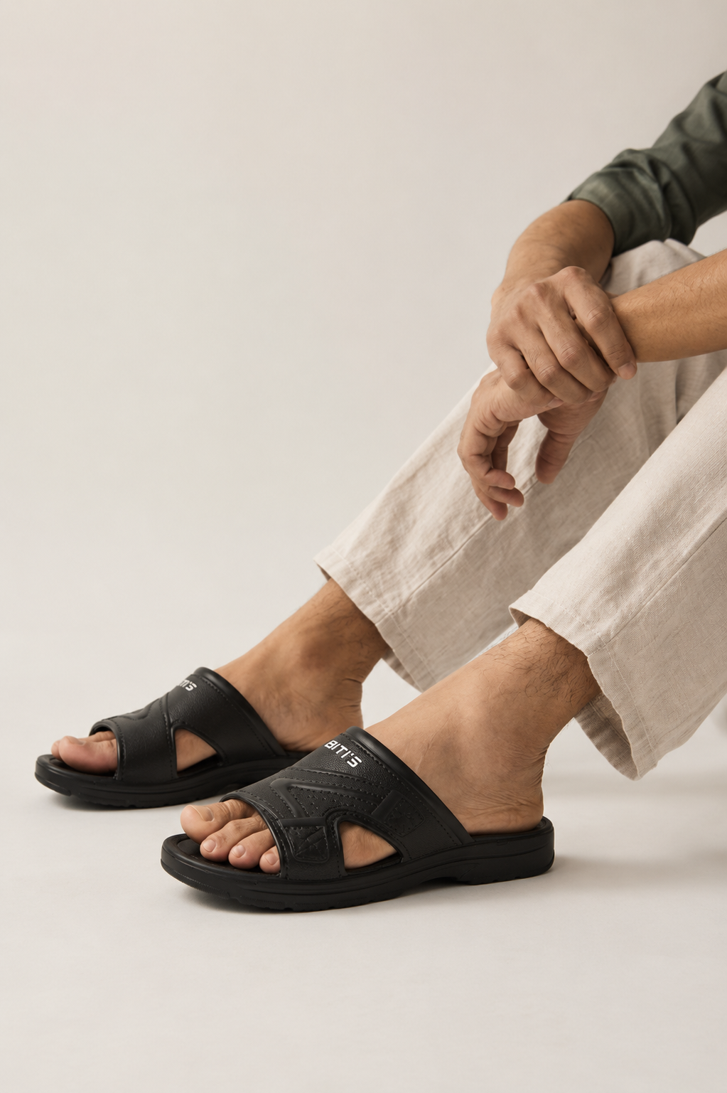  Dép nhựa Biti's nam (39-44) đen 