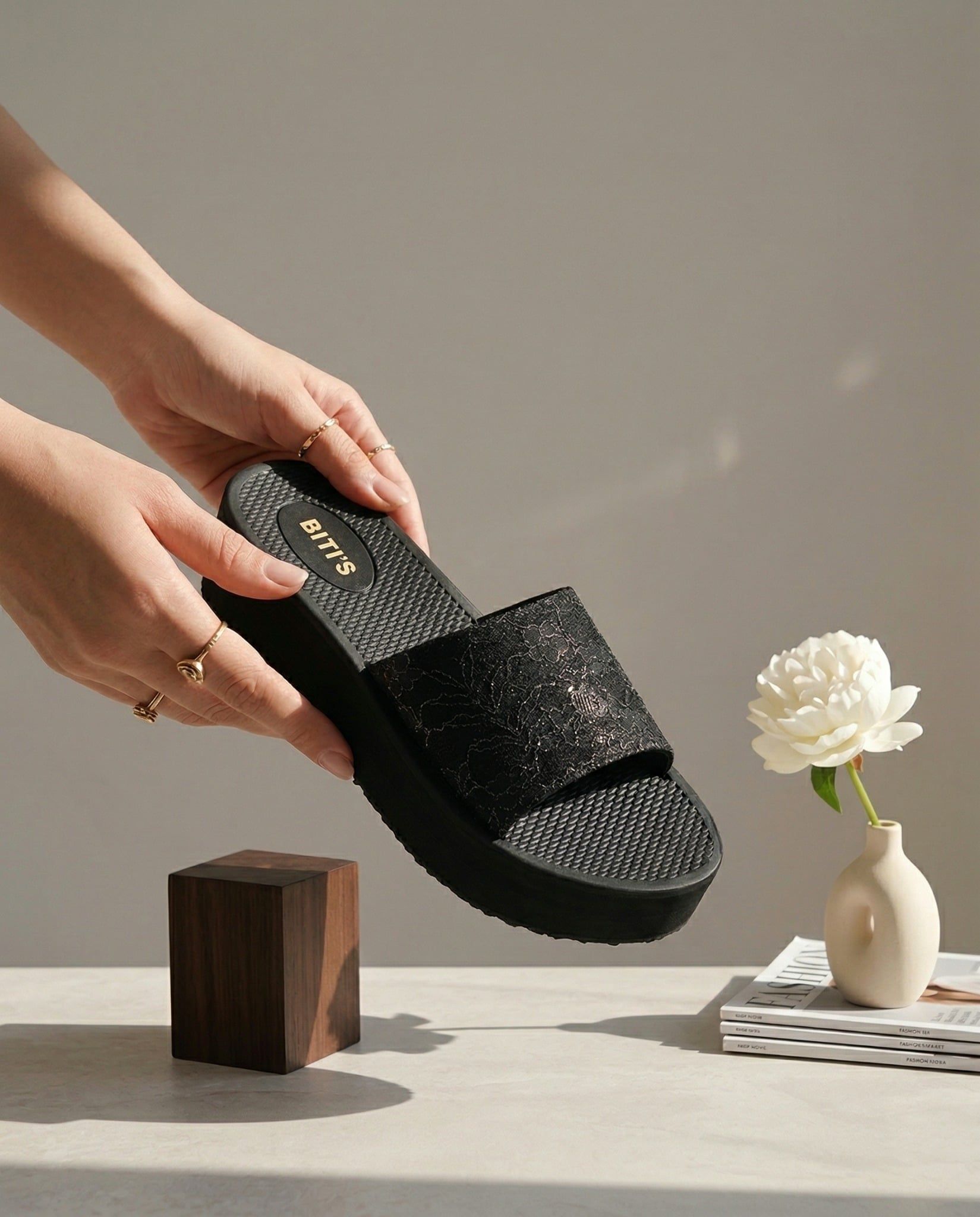  Dép quai ngang Biti's nữ (35-40) 