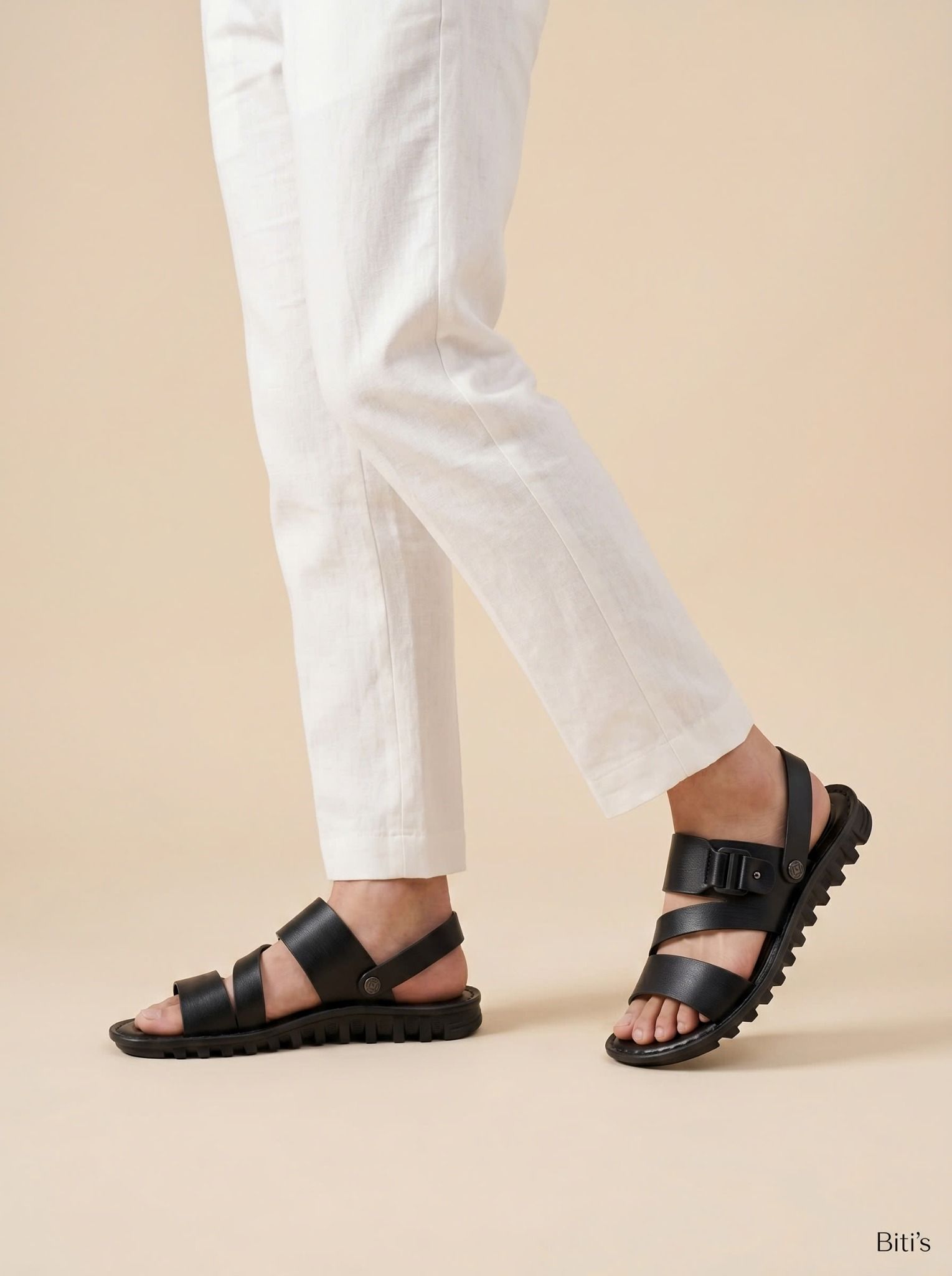  Sandal Biti's nam (39-44) 