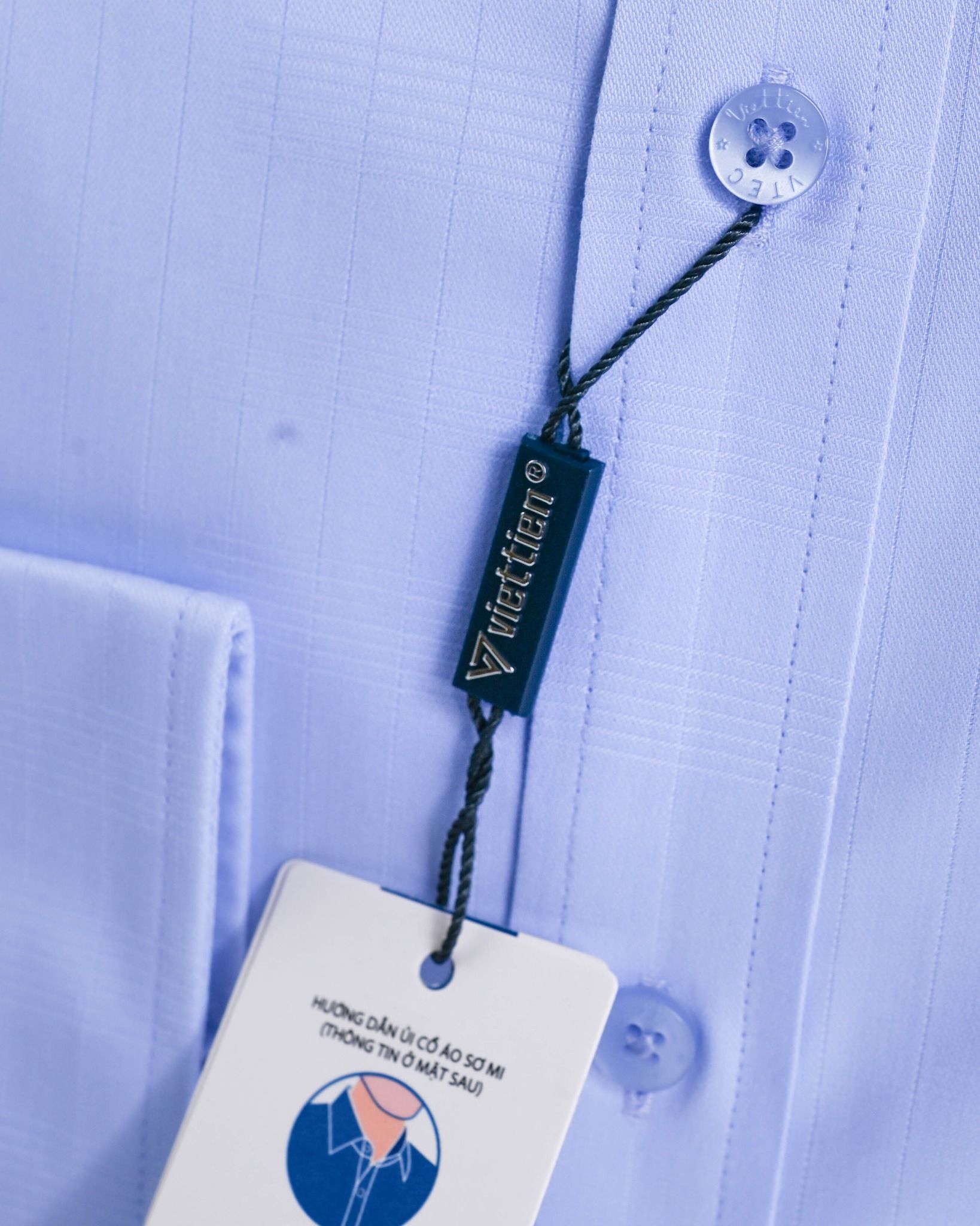  Áo sơ mi Việt Tiến tay dài 