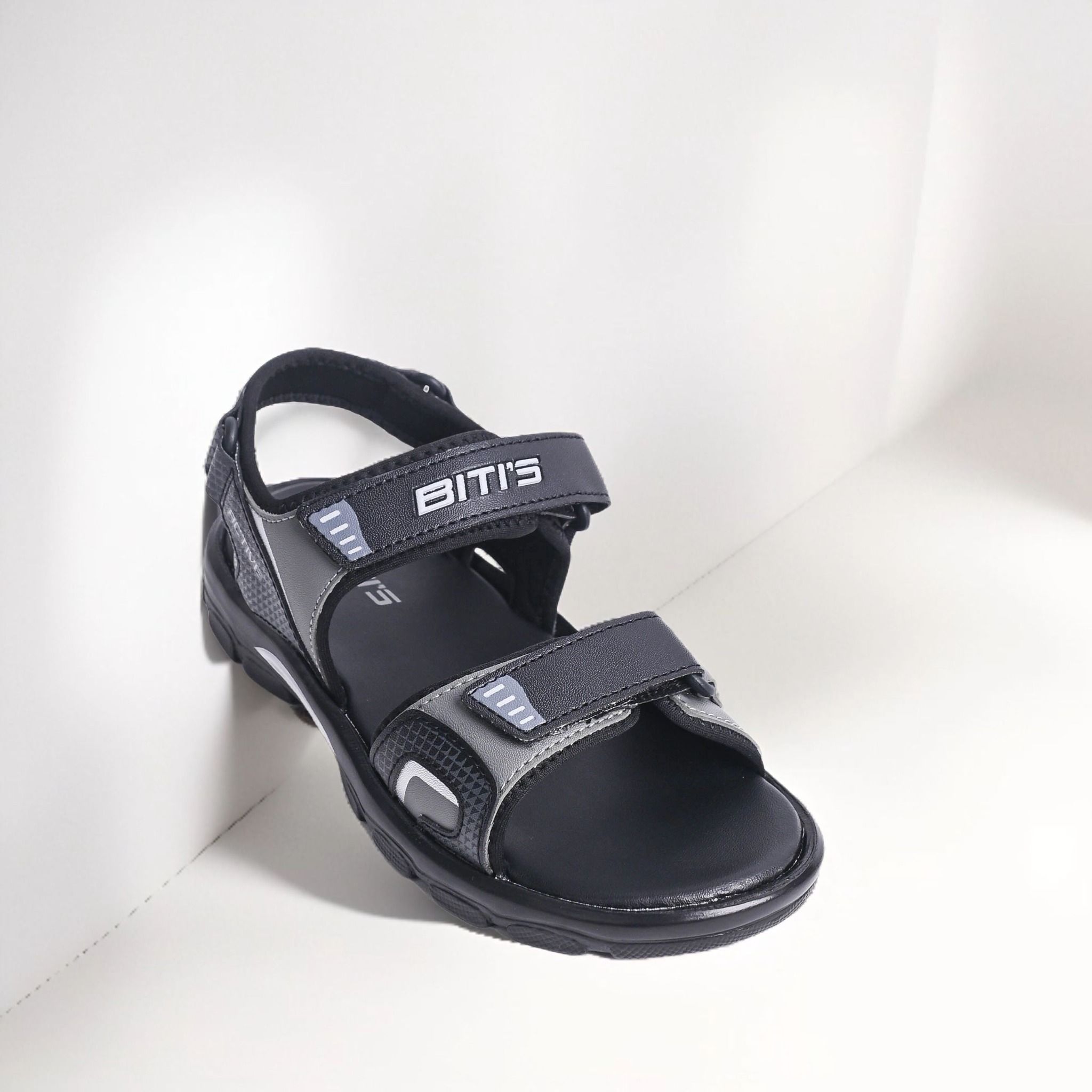  Sandal Biti's bé trai (36-40) 