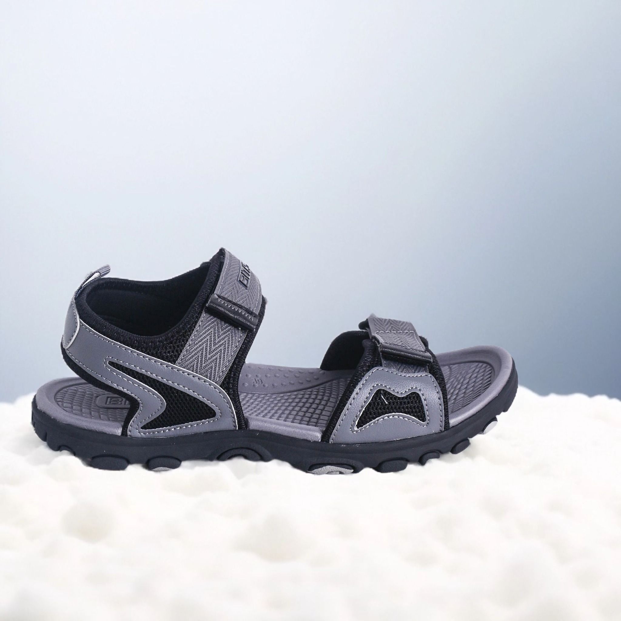  Sandal Biti's nam (39-43) 