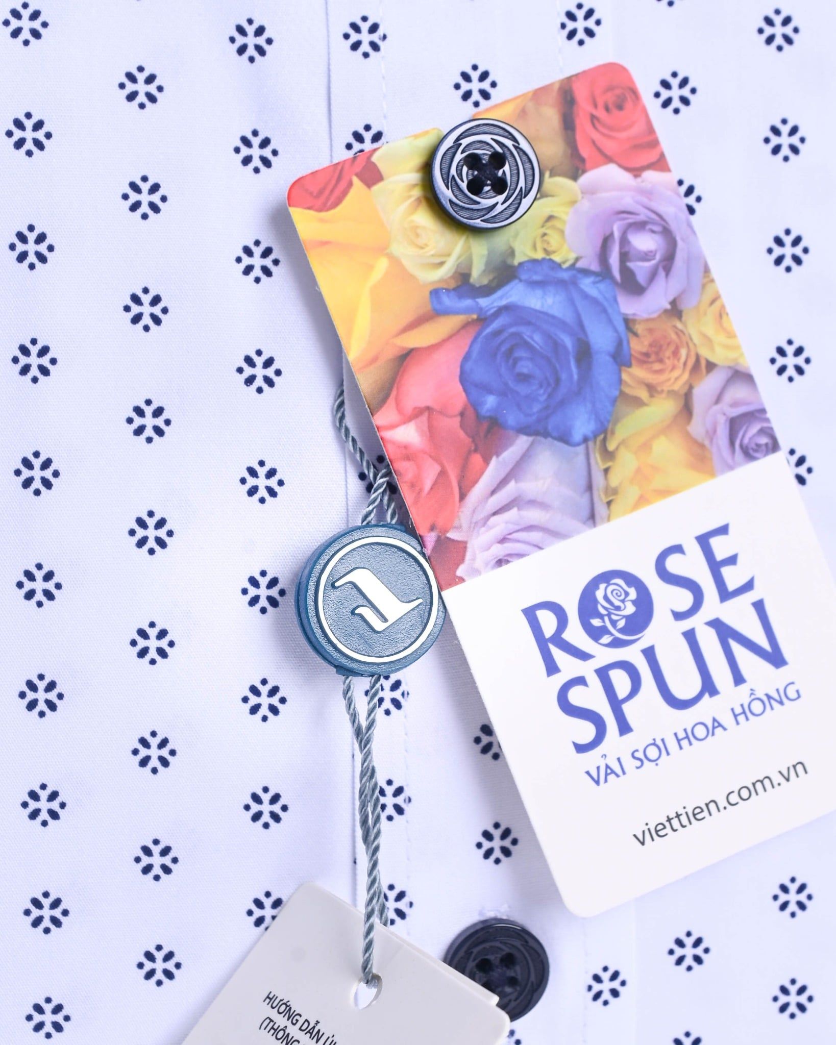  Áo sơ mi Việt Tiến tay ngắn lai ngang vải hoa hồng (S-XL) 