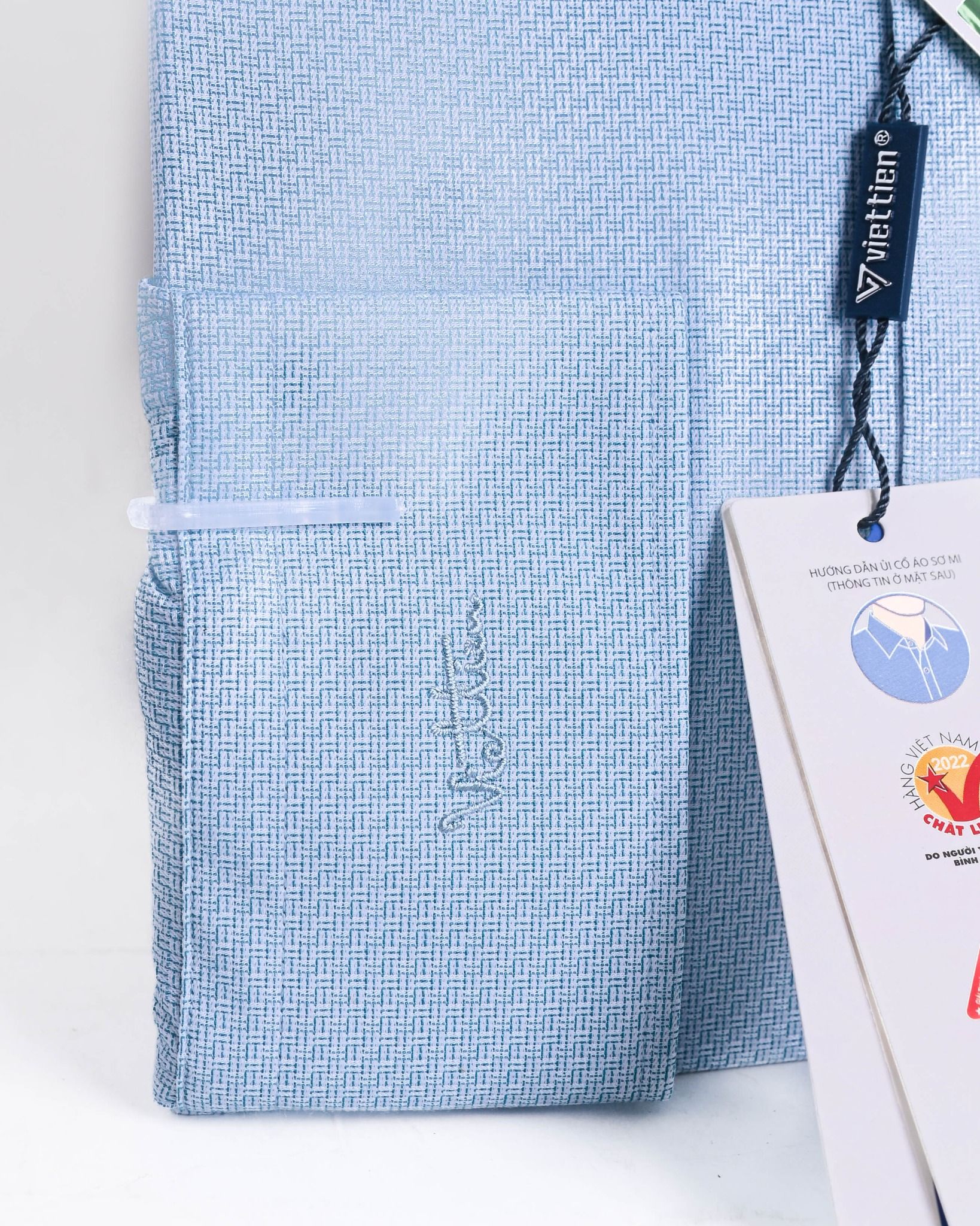  Áo sơ mi Việt Tiến tay dài (37-44) 