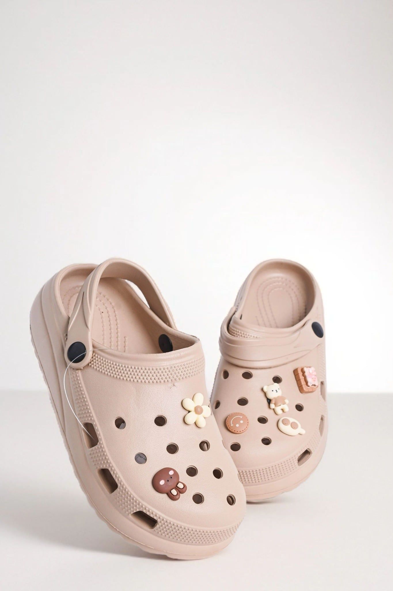  Dép nhựa nữ (37-39) 