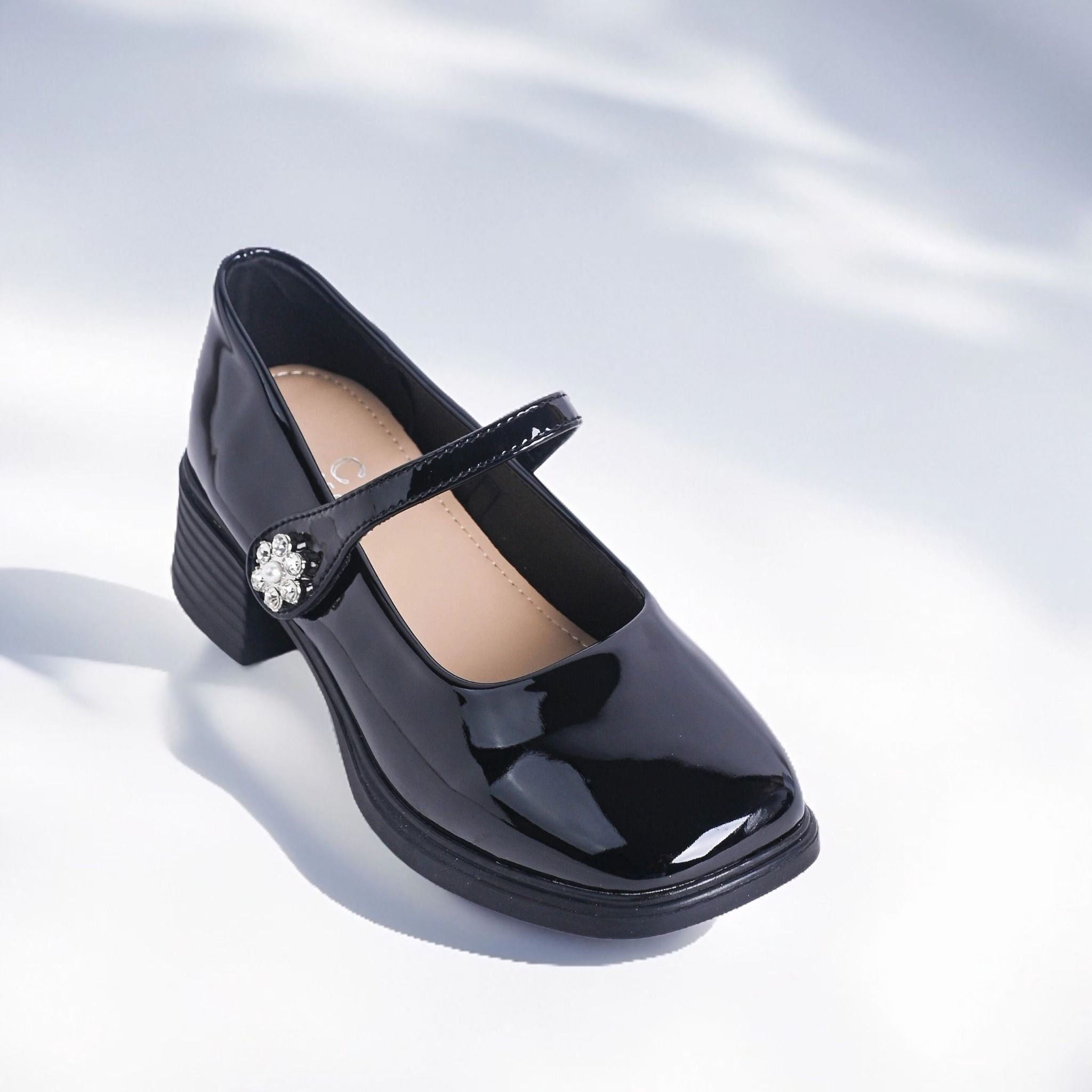  Giày bít Hong Kong nữ (35-39) 