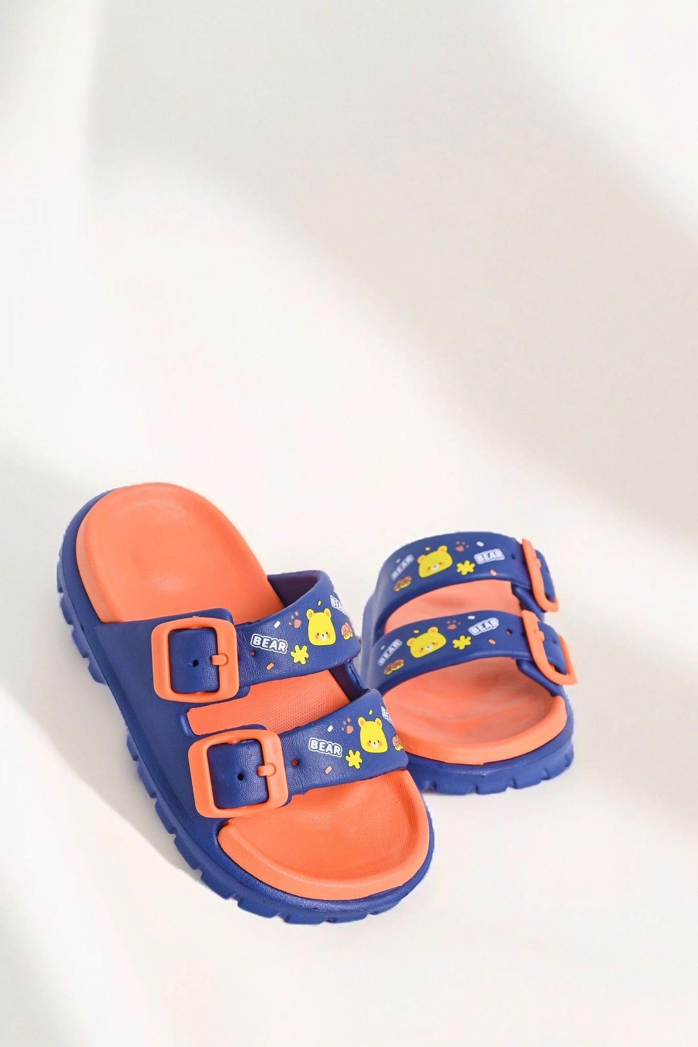  Dép nhựa trẻ em (30-35) 