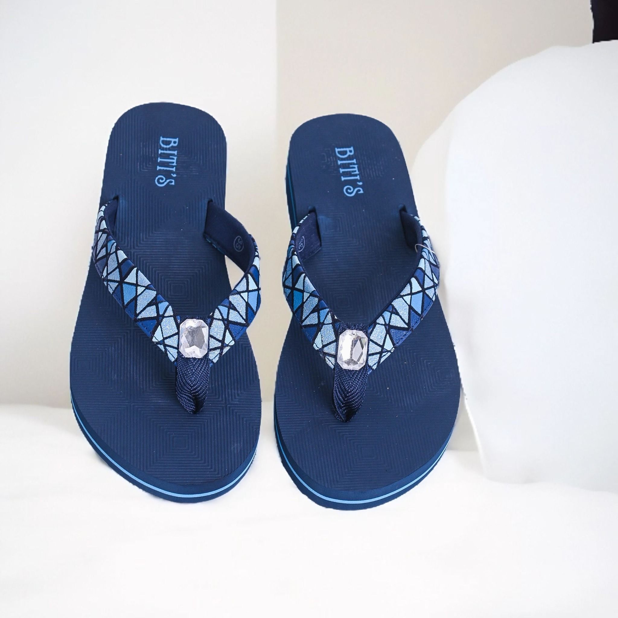  Dép quai kẹp Biti's nữ (35-39) 