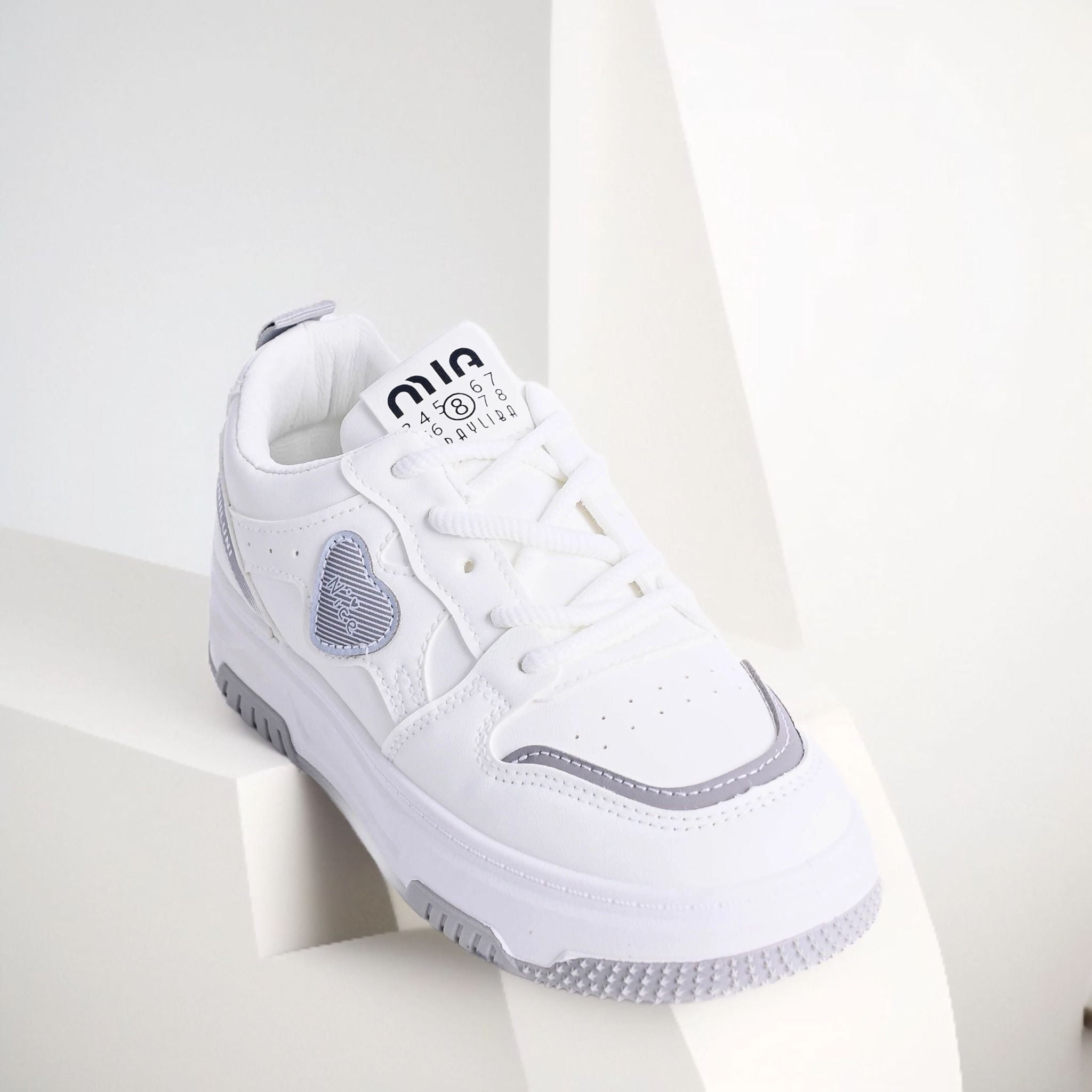  Giày thể thao nữ năng động  (36-40) 