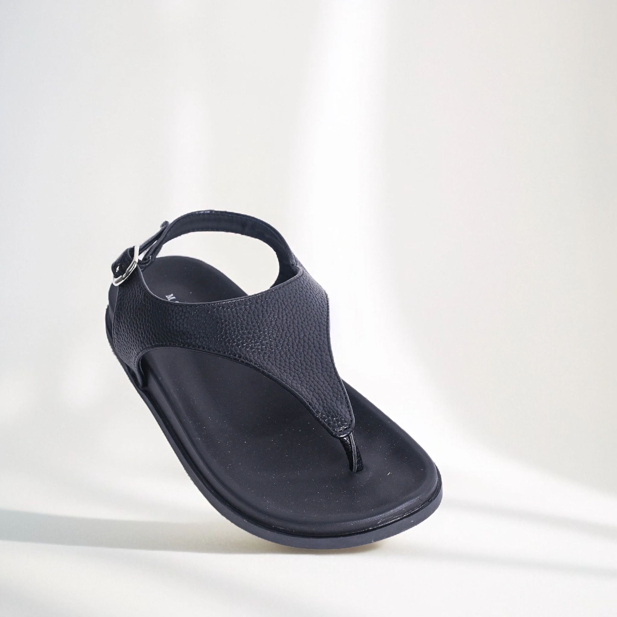  Sandal quai kẹp nữ (35-39) 