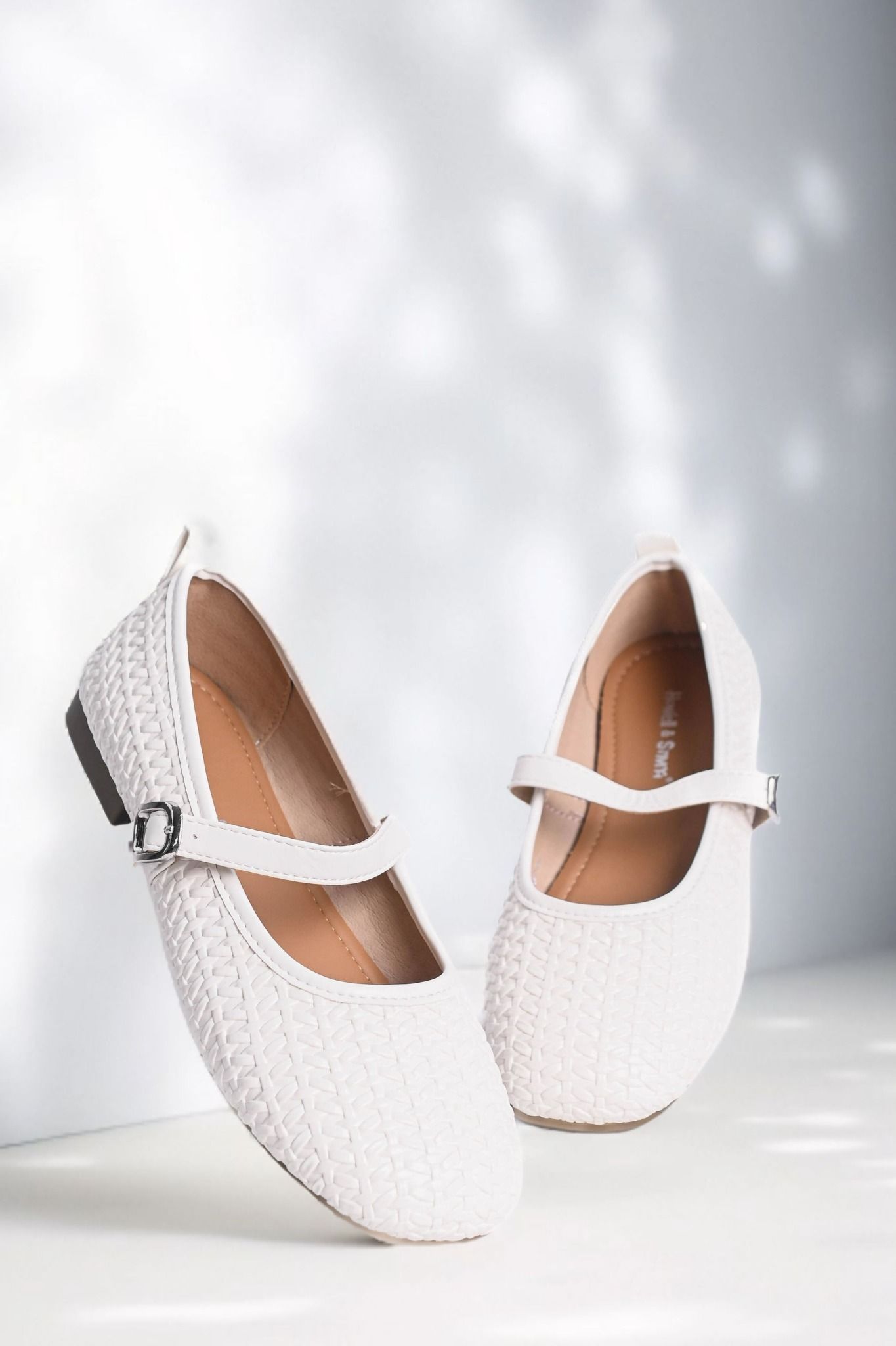  Giày bít nữ(36-39) 