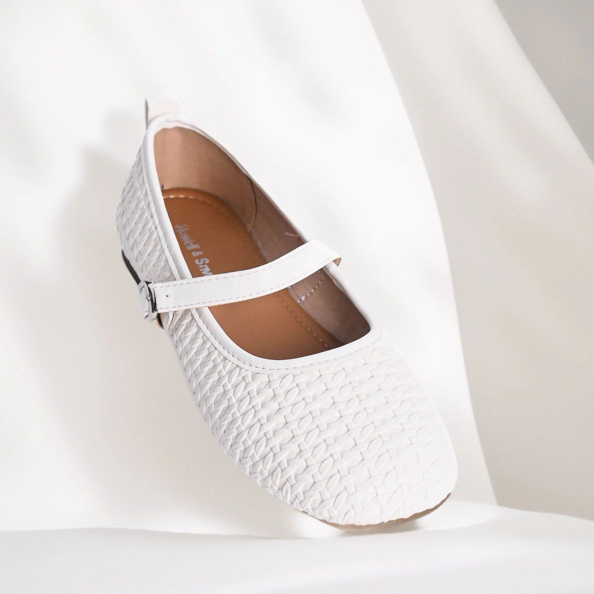  Giày bít nữ(36-39) 