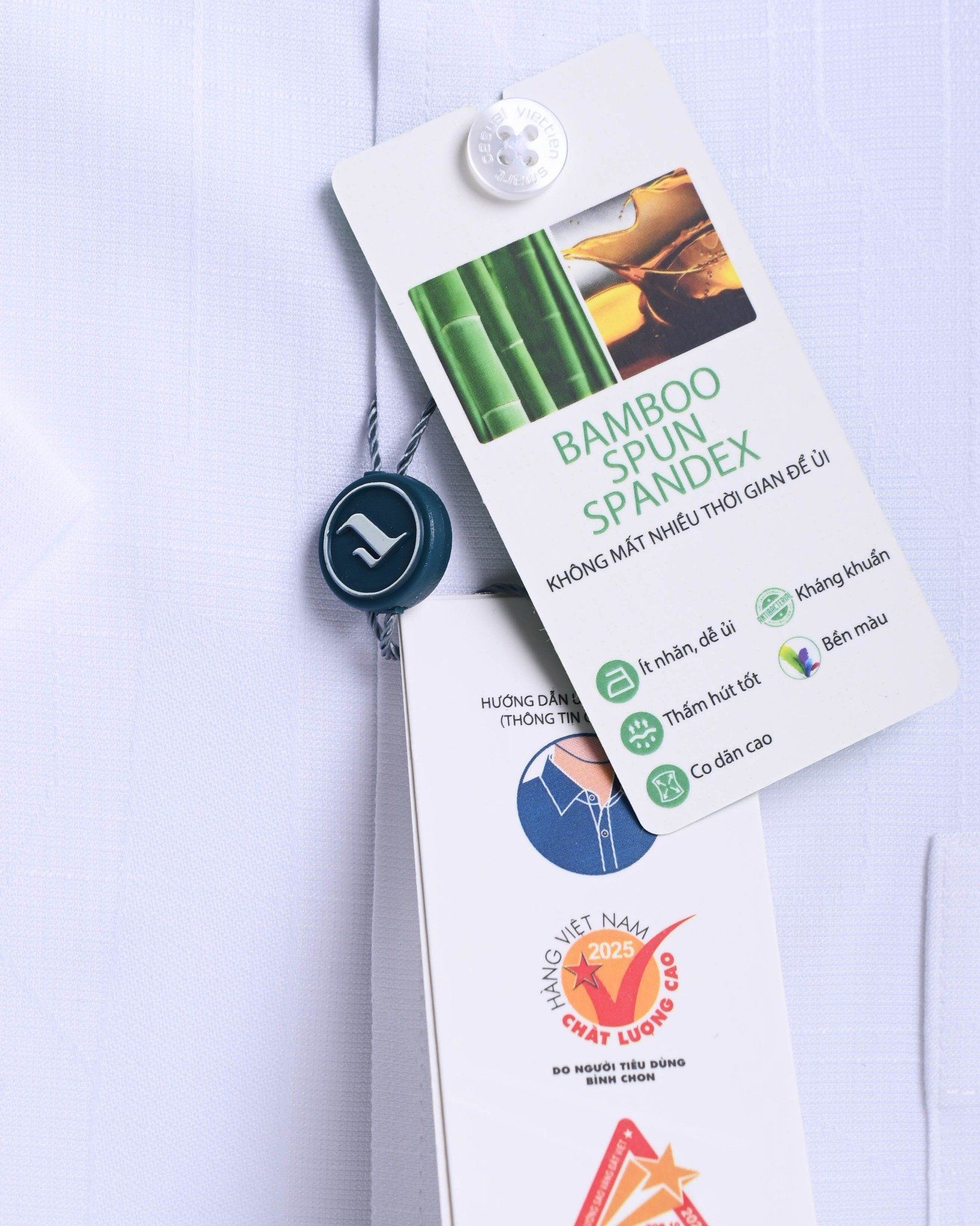  Áo sơ mi tay ngắn Việt Tiến 