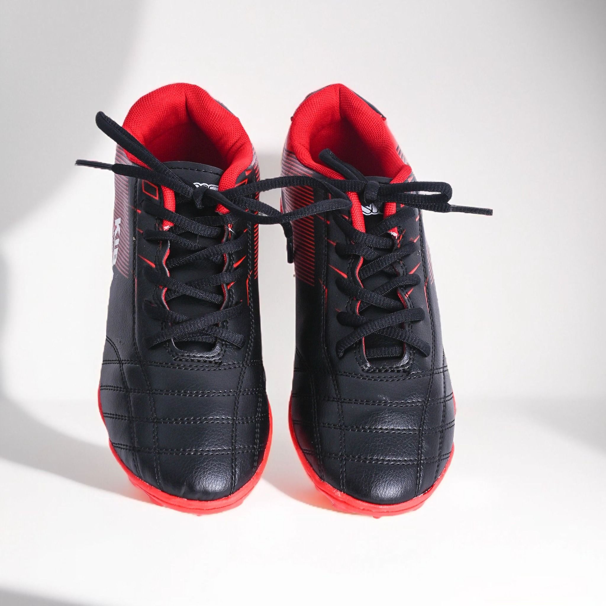  Giày đá banh trẻ em (size 34--38) 