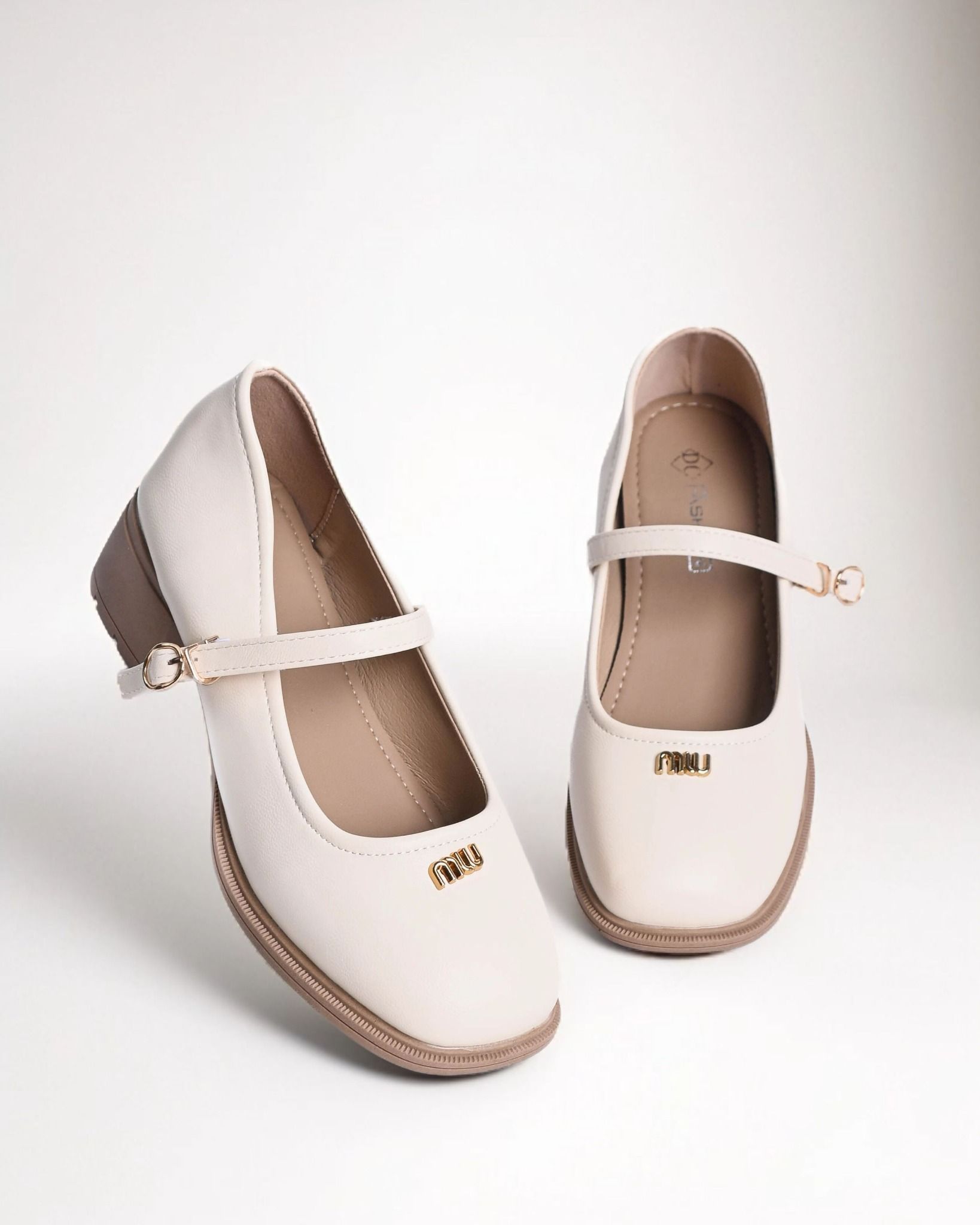  Giày bít nữ (35-39) 