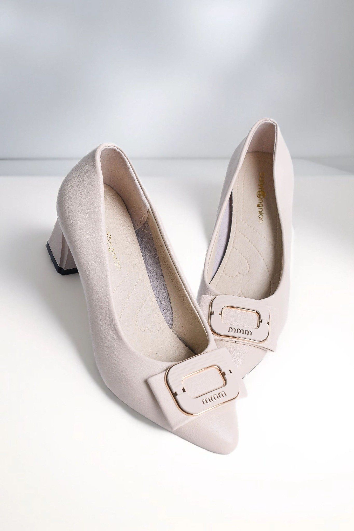  Giày bít nữ nhập khẩu Hong Kong (35-39) 