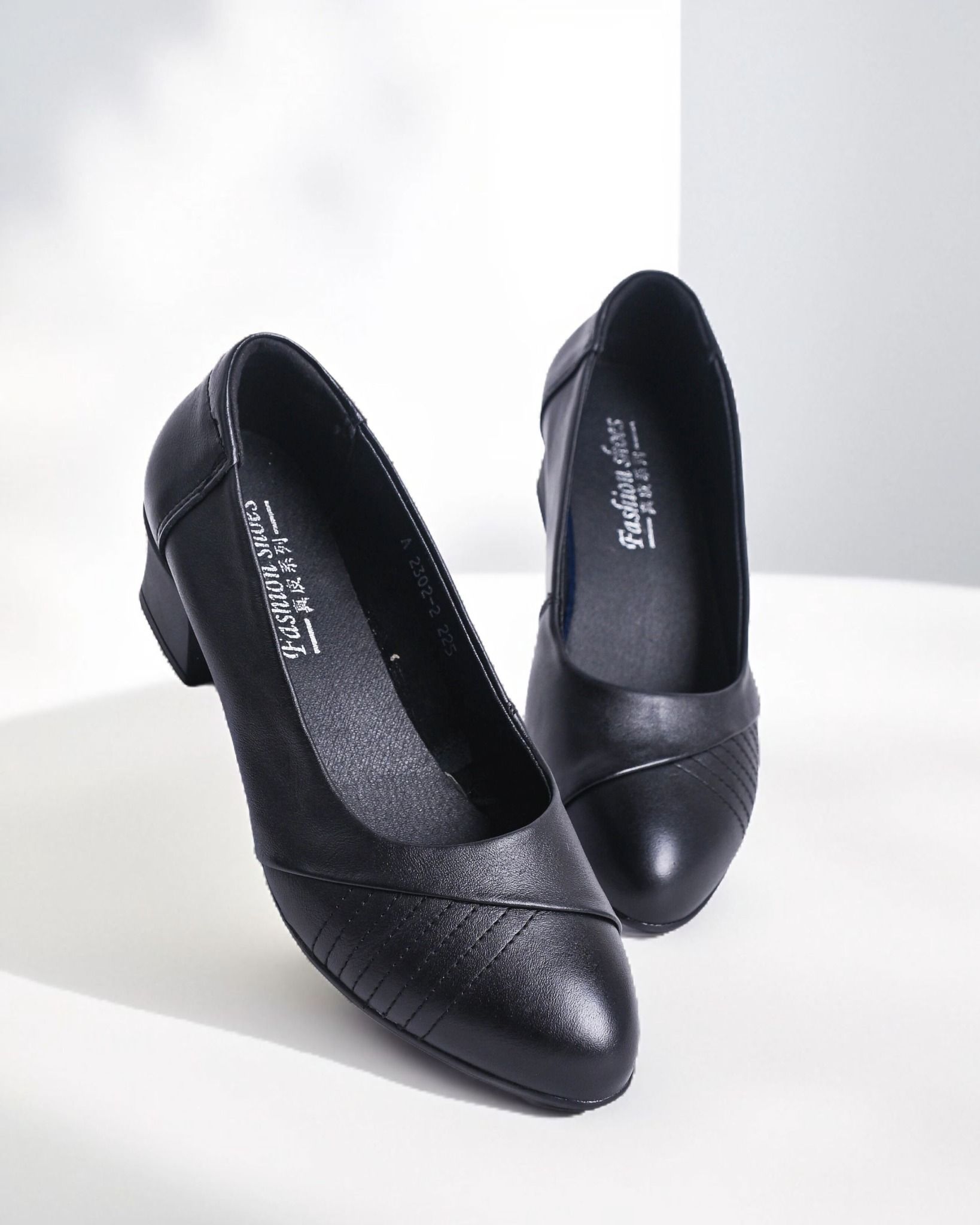  Giày bít nữ nhập khẩu Hong Kong (35-39) 