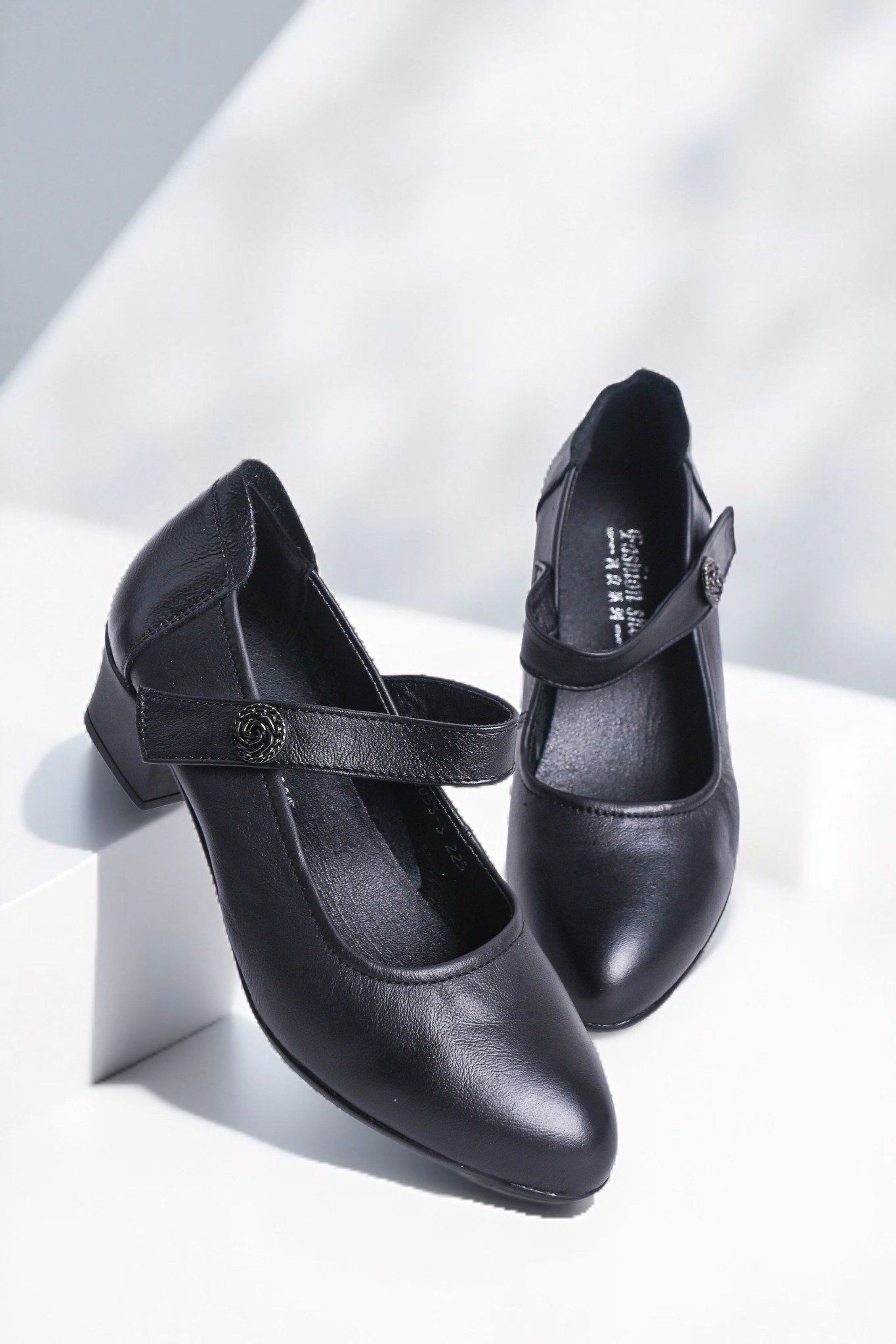  Giày bít nữ nhập khẩu Hong Kong (35-39) 