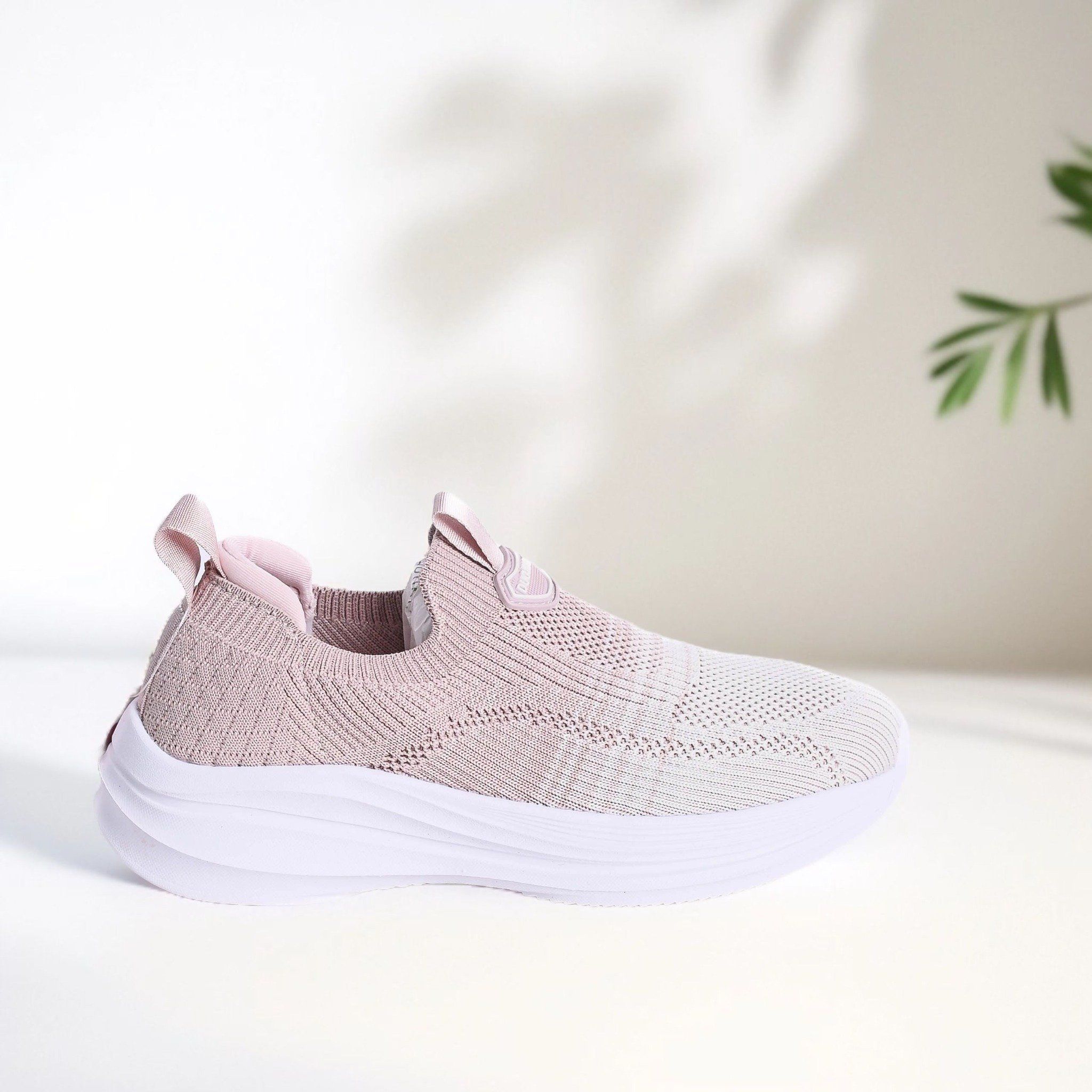  Giày thể thao nữ (36-39) 