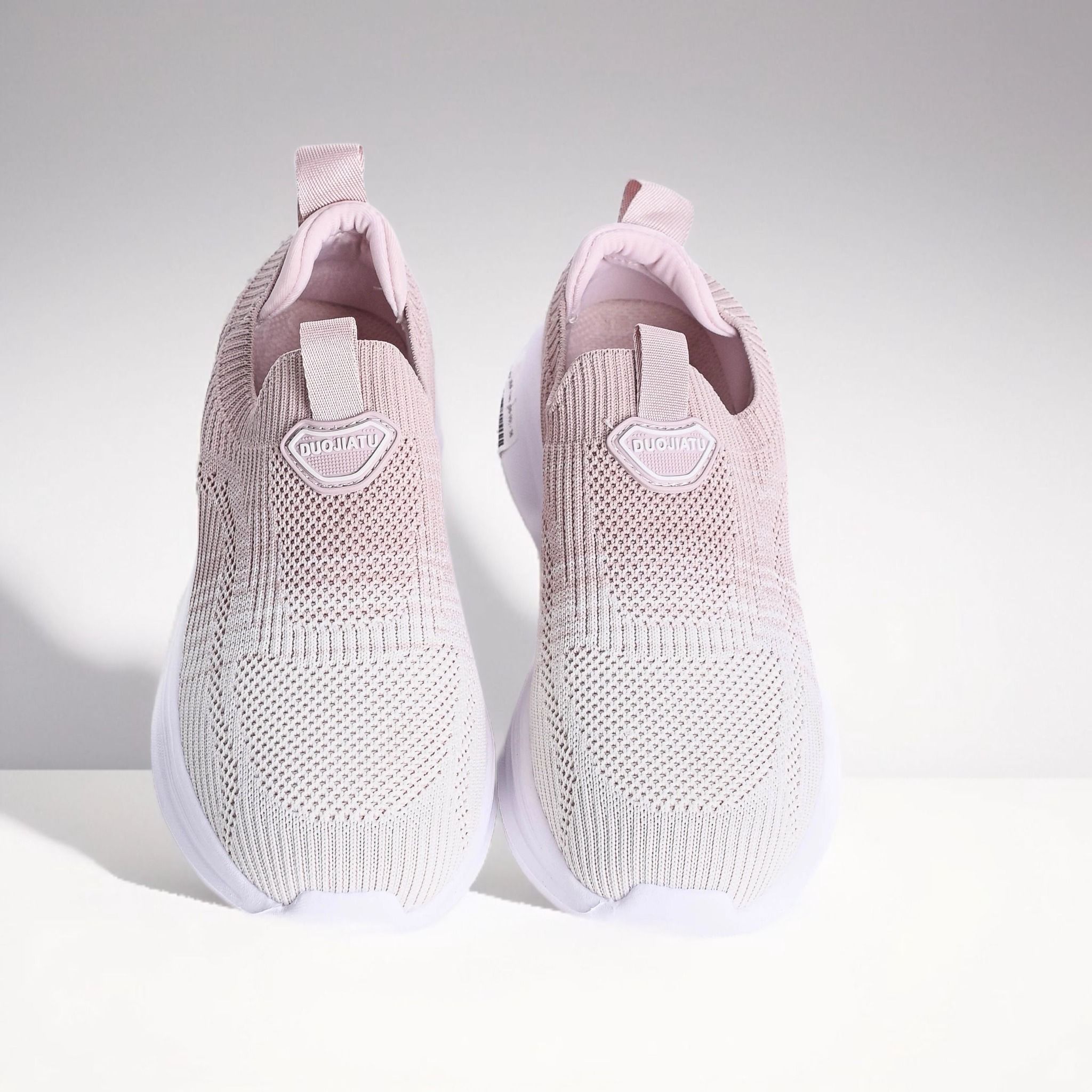  Giày thể thao nữ (36-39) 