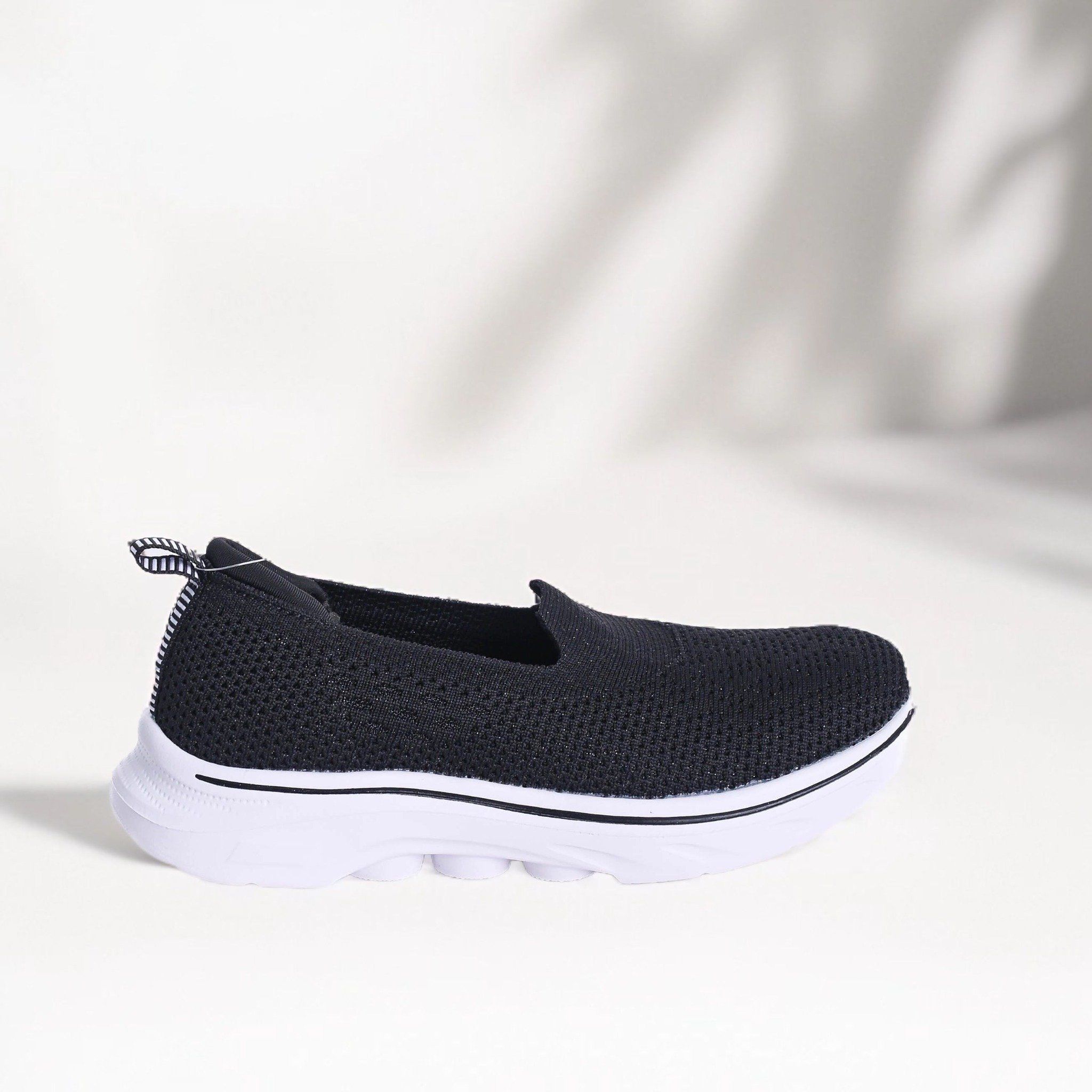  Giày thể thao  nữ  (36-40) 