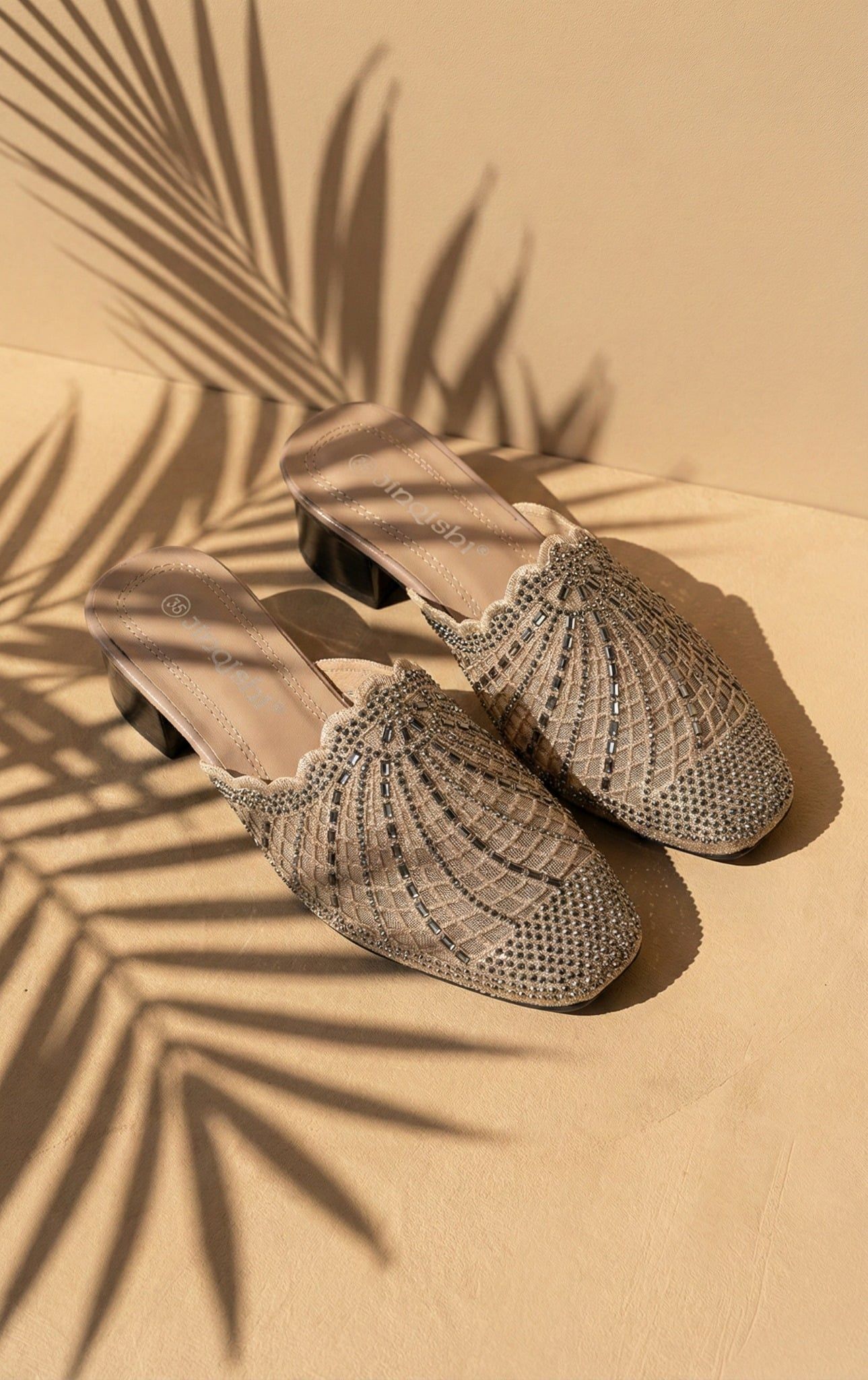  Dép bít đầu Hong Kong nữ (35- 39) 