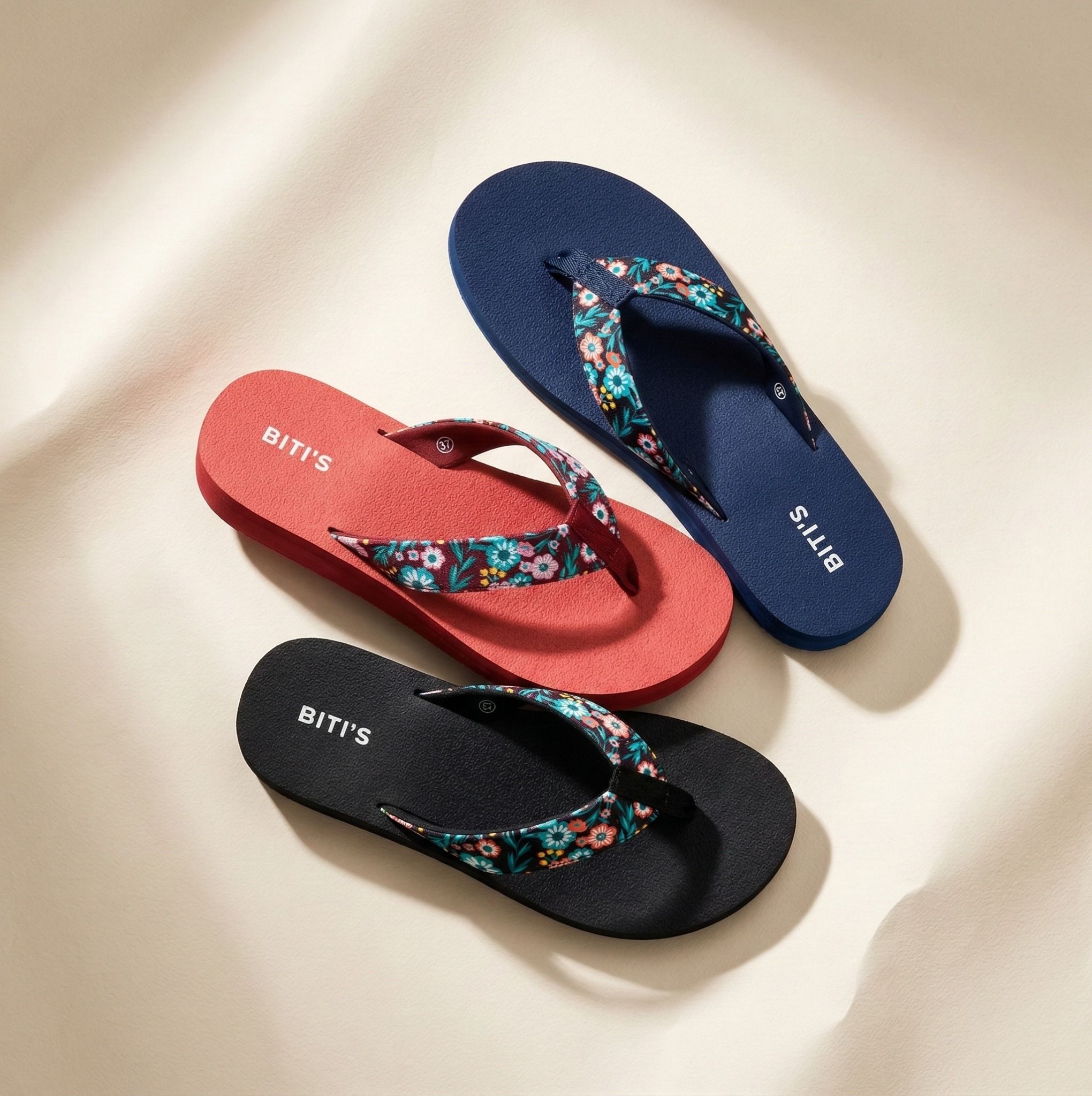  Dép quai kẹp Biti's nữ (35-40) 