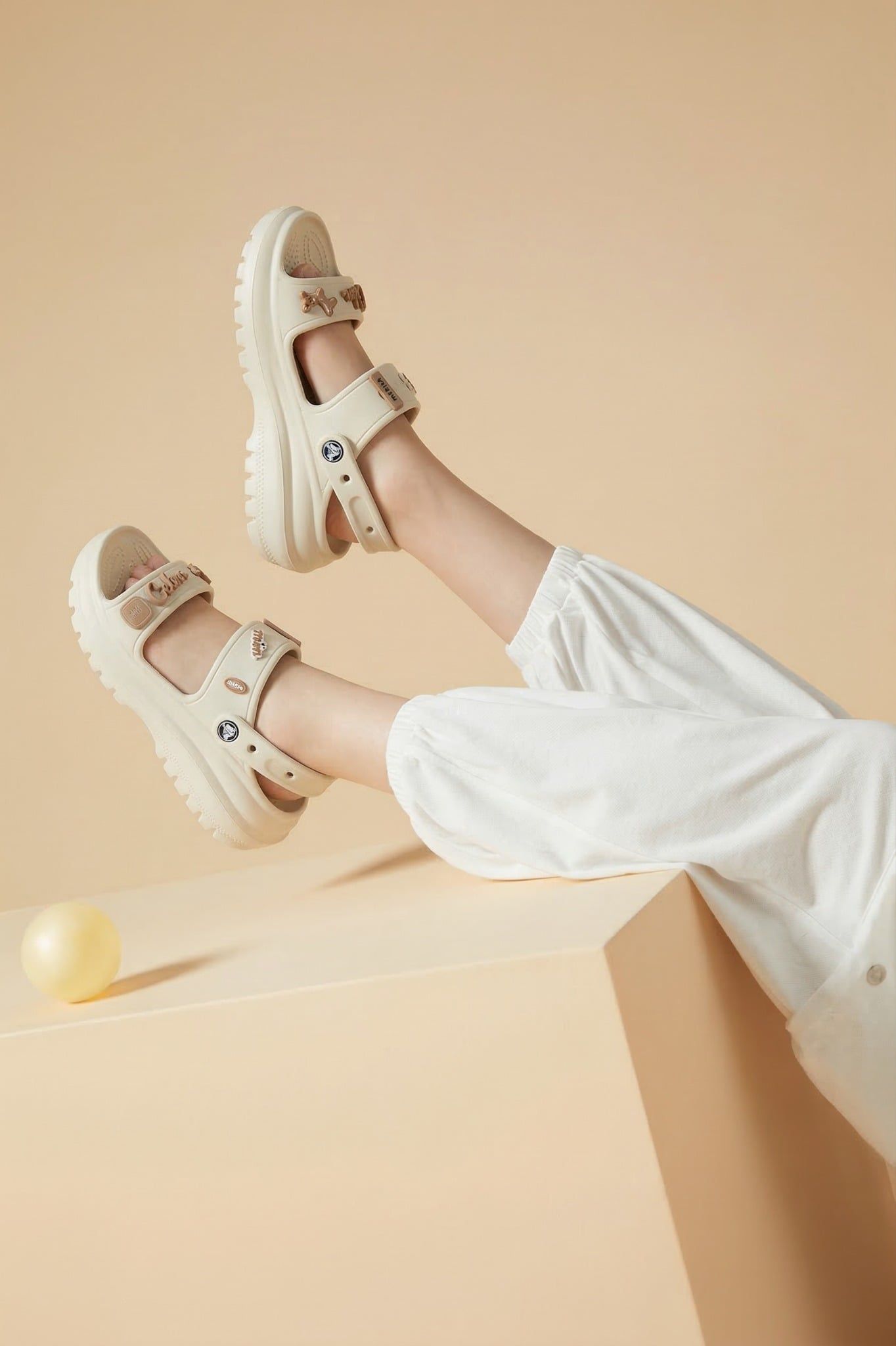  Dép nhựa Crocs ( 6 - 9 ) 