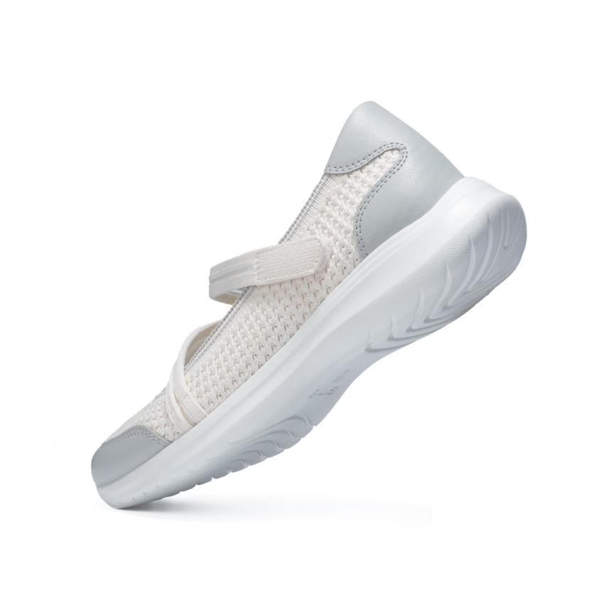  Giày thể thao Biti's Embrace nữ (35-40) 