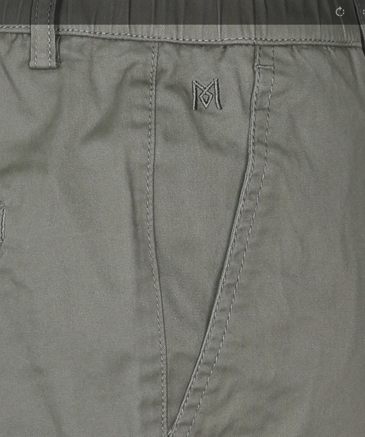  Quần short kaki Khatoco sale 250k 