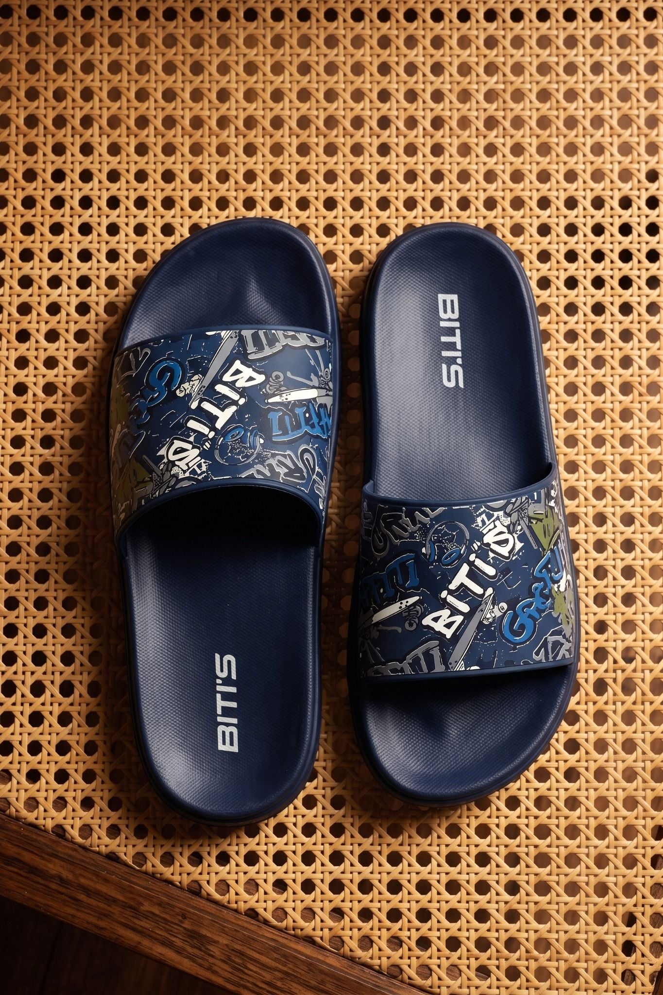  Dép quai ngang Biti's nam (39-43) 