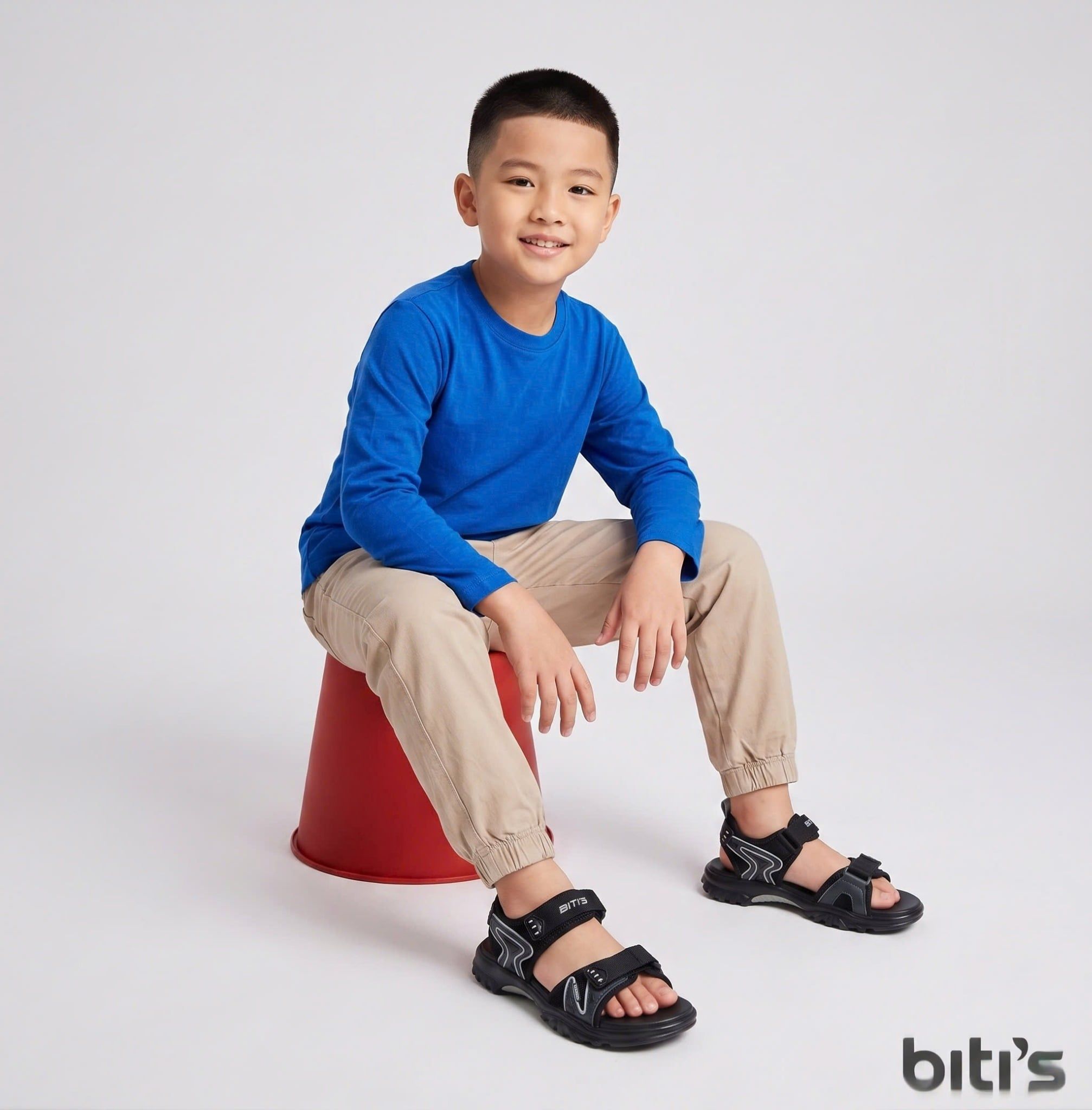  Sandal Biti's bé trai (30-37) 