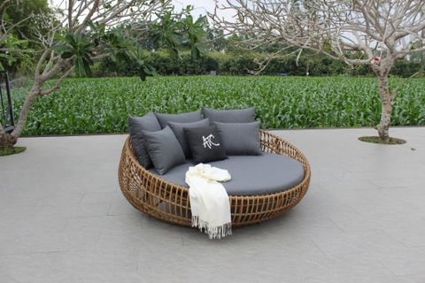 Giường Tắm Nắng Tròn Giả Tre RABD-144