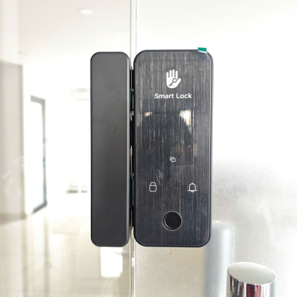 Khóa cửa kính cường lực